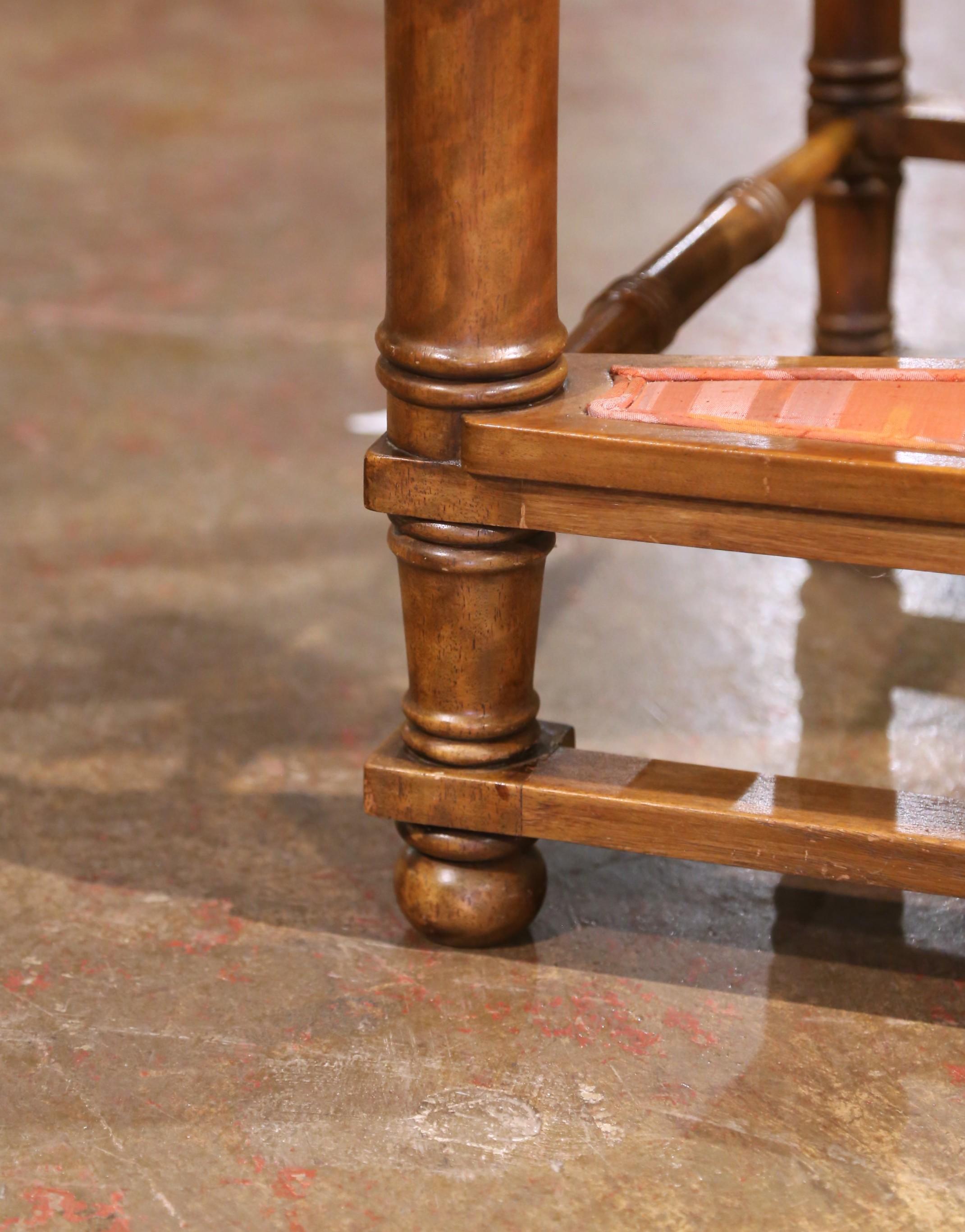 20th Century Mid-Century French Louis XIII Carved Walnut Spiral Library Four-Step Ladder For Sale