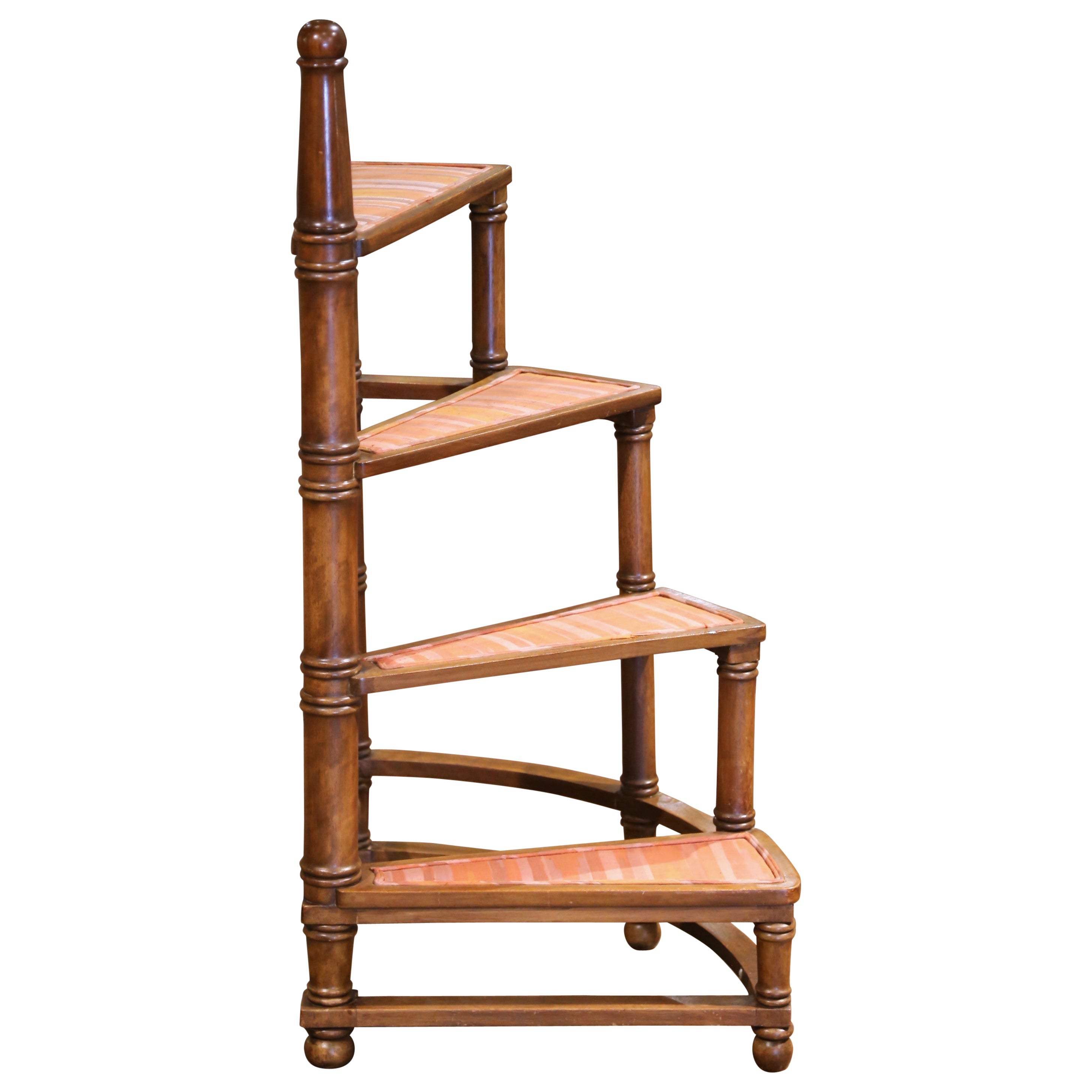Mid-Century French Louis XIII Carved Walnut Spiral Library Four-Step Ladder For Sale