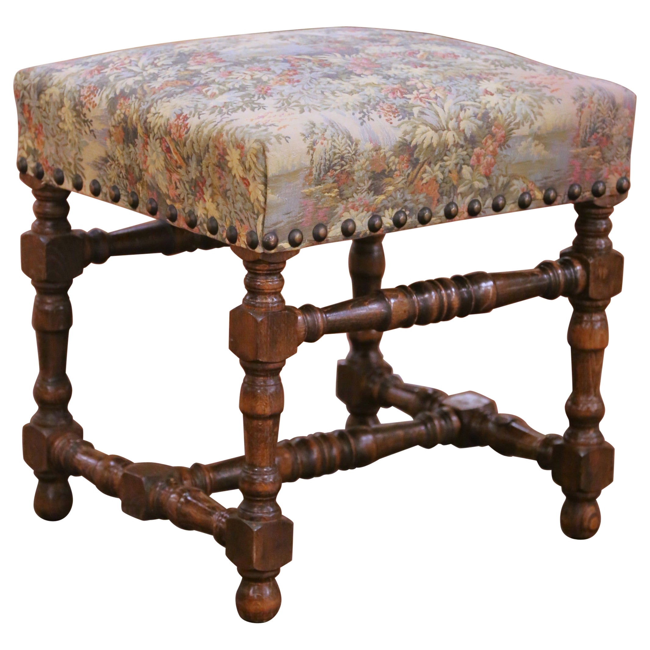 Tabouret français du milieu du siècle, style Upholstering en bois de hêtre, de style Louis XIII