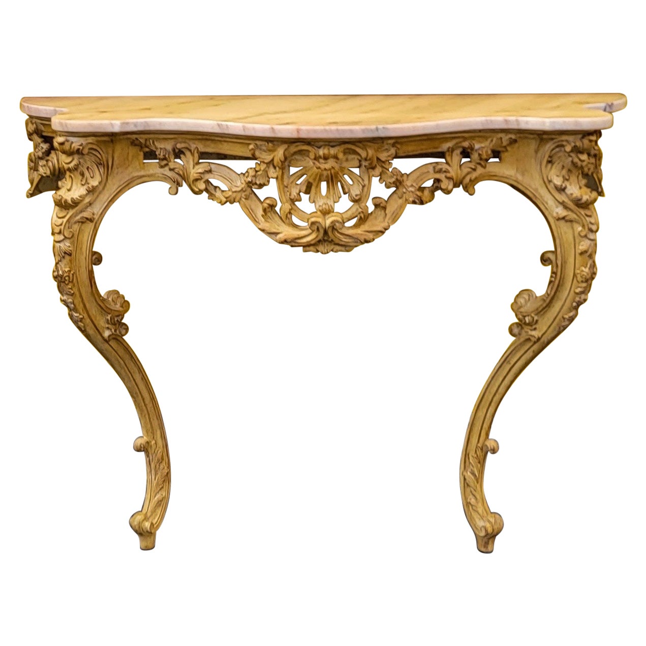 Dies ist ein Louis XIV stark geschnitzt Kiefer Konsole Tisch mit einem rosa Marmorplatte. Es ist an der Wand montiert. Das Stück ist italienisch und stammt höchstwahrscheinlich aus den 60er Jahren. 

Mein Versand dauert zwischen zwei und fünf