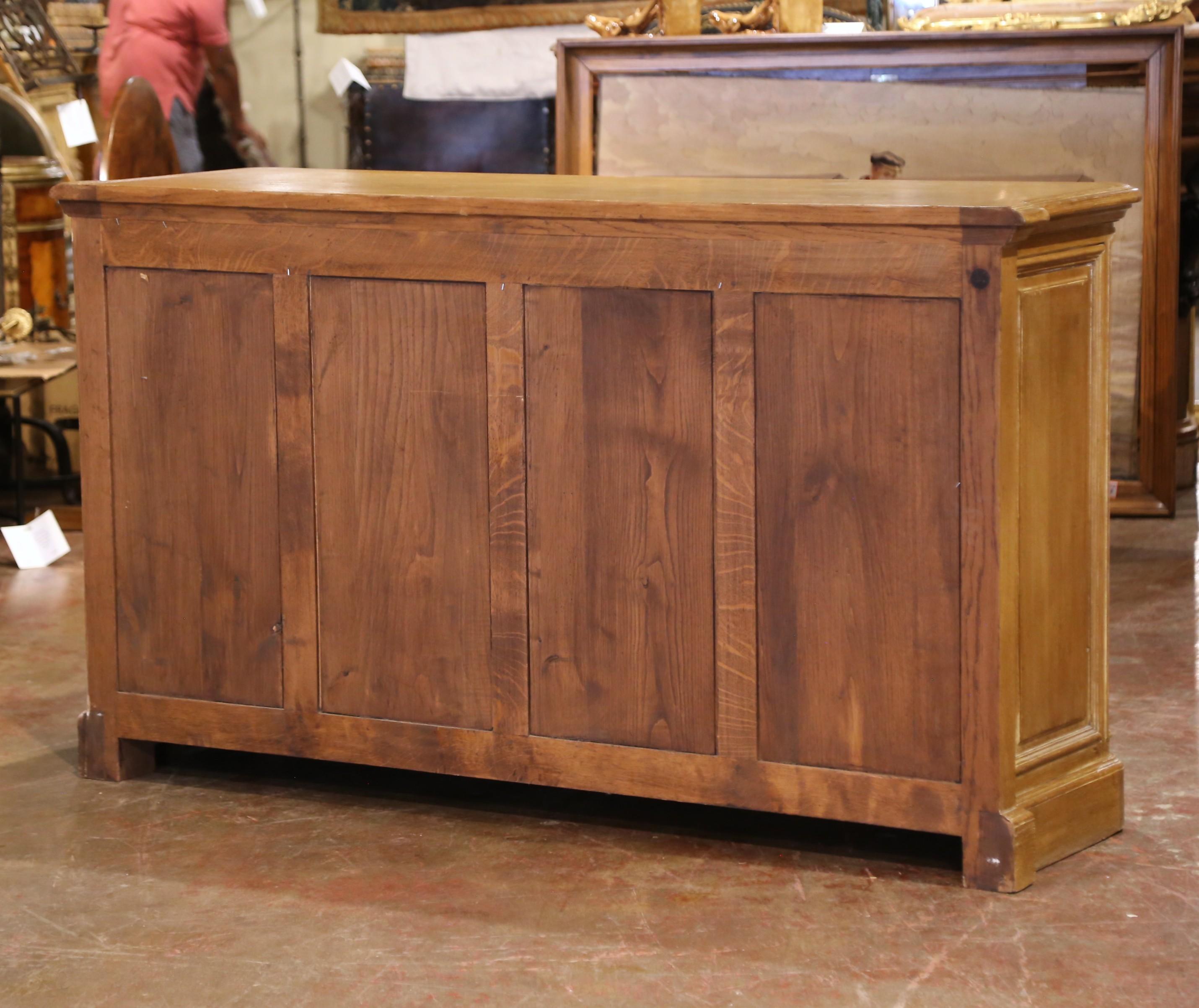 Buffet de Chasse di metà secolo in stile Luigi XIV in Oak Light con cassetti in vendita 6
