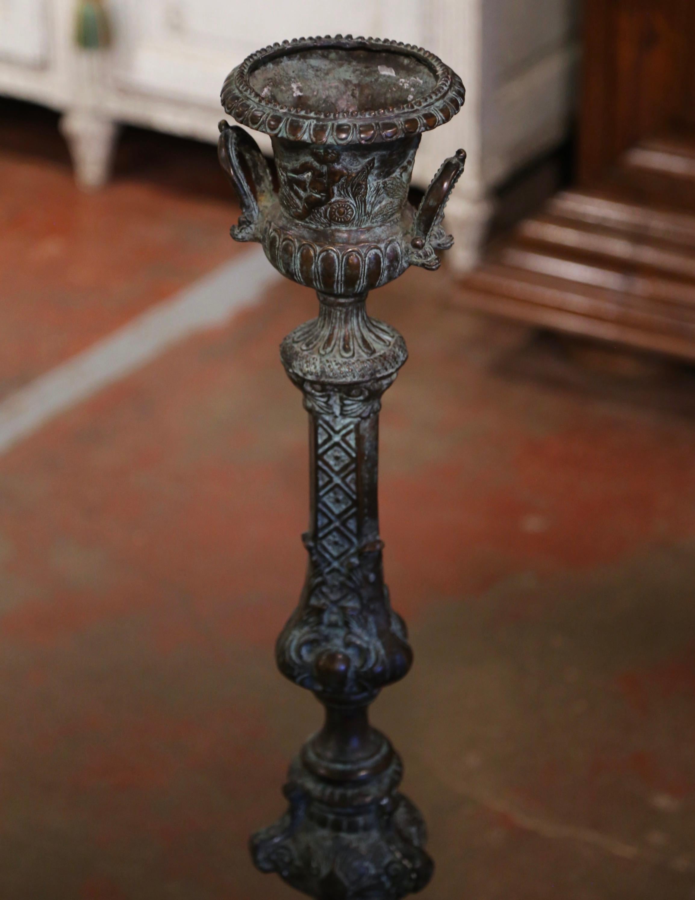 Mid-Century French Louis XV Patinated Verdigris Bronze Candle Holder For Sale 2