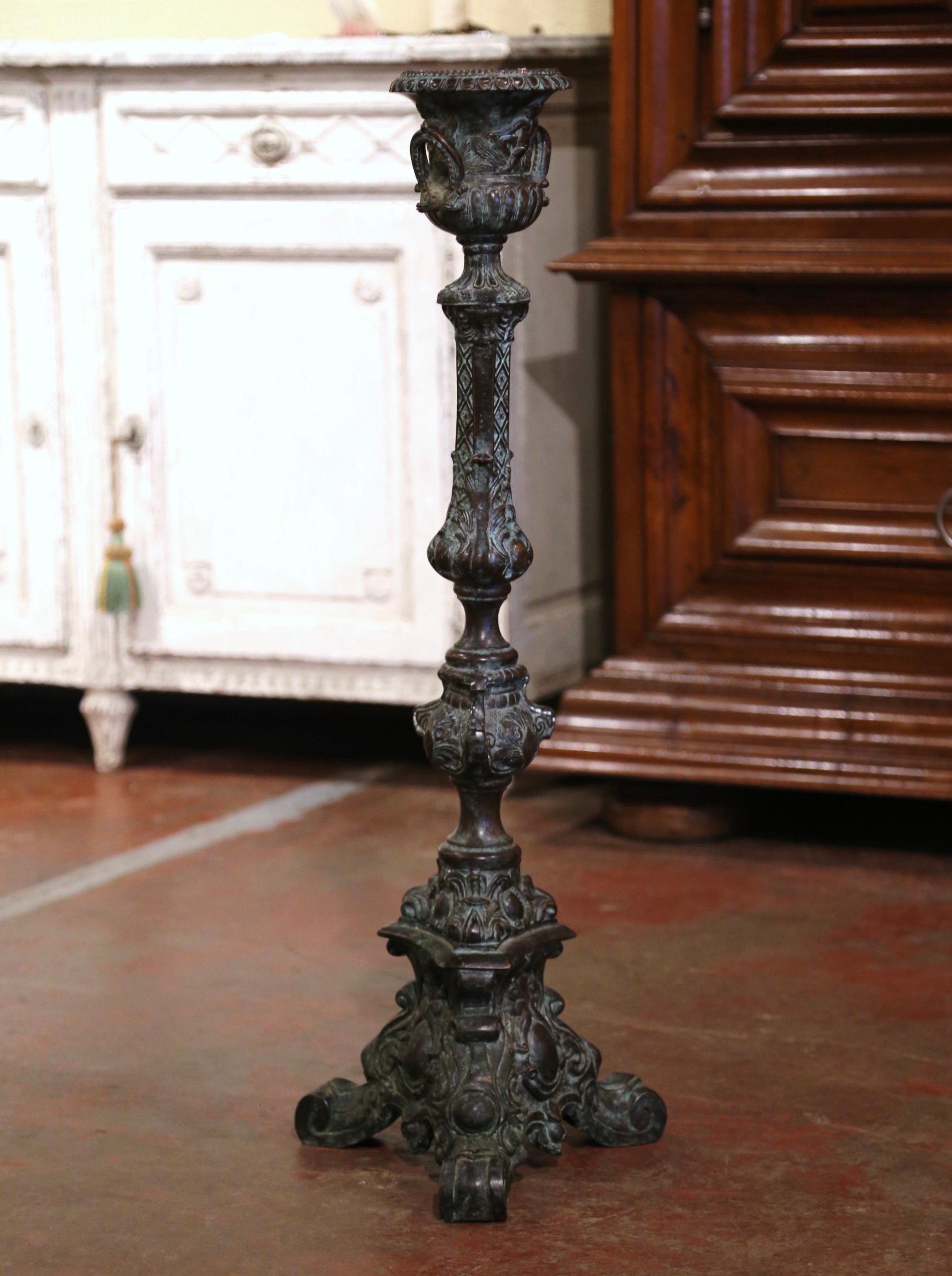 Mid-Century French Louis XV Patinated Verdigris Bronze Candle Holder For Sale 4
