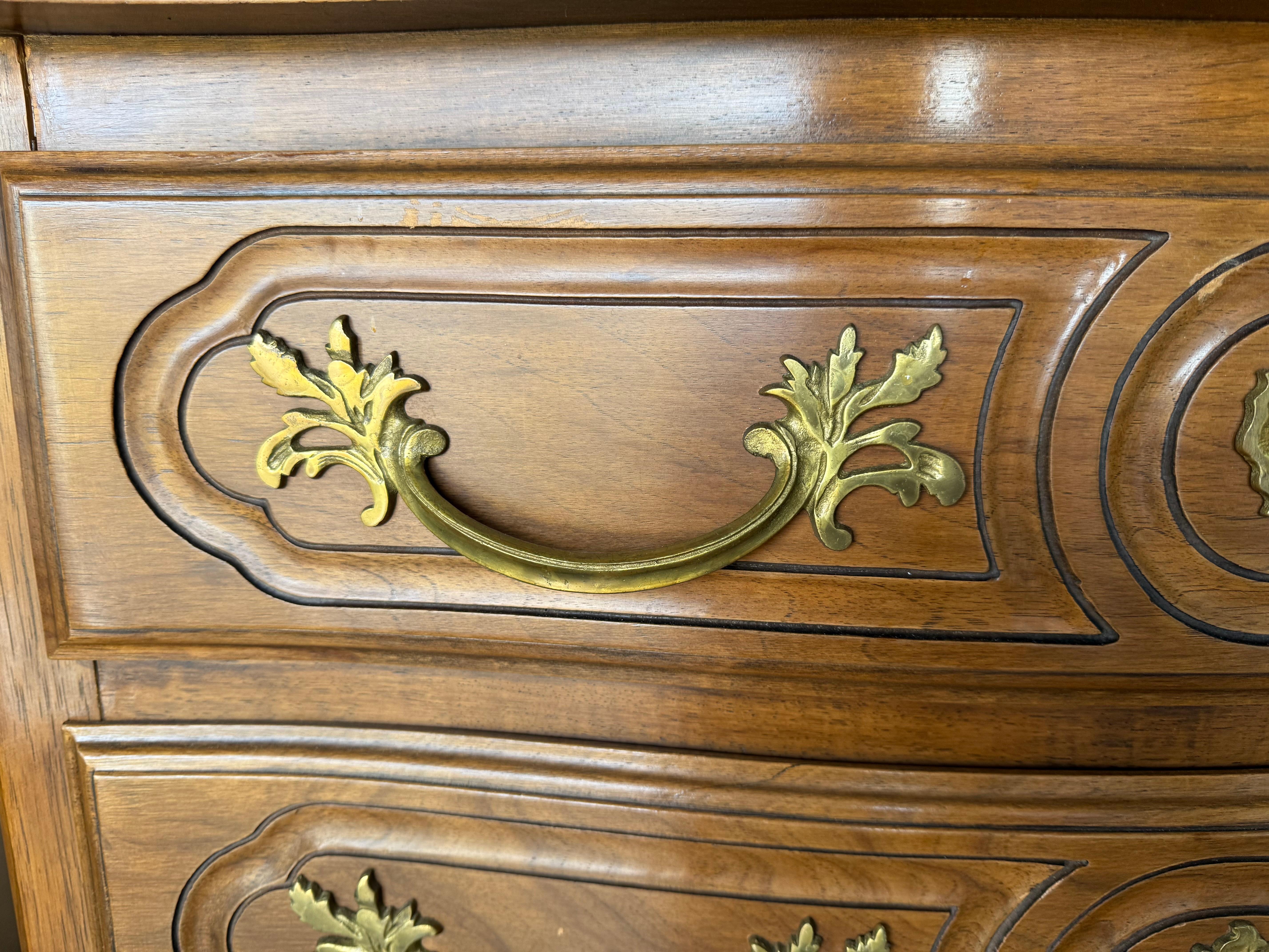Mid-Century French Louis XV Style Fruitwood & Bronze Lingerie Or Jewelry Chest For Sale 4