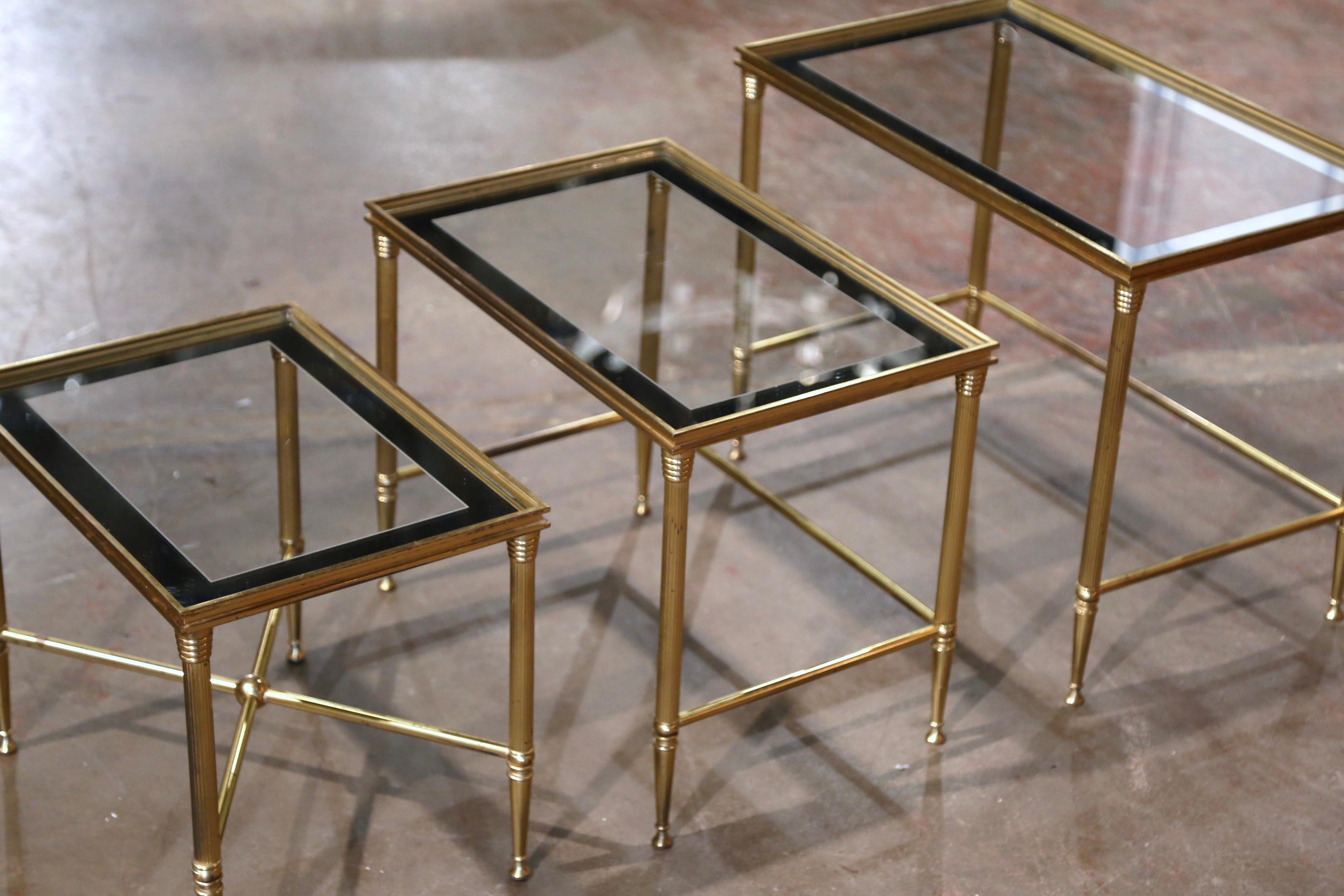 Mid-Century French Louis XVI Glass Top and Brass Nesting Tables Baguès Style For Sale 5