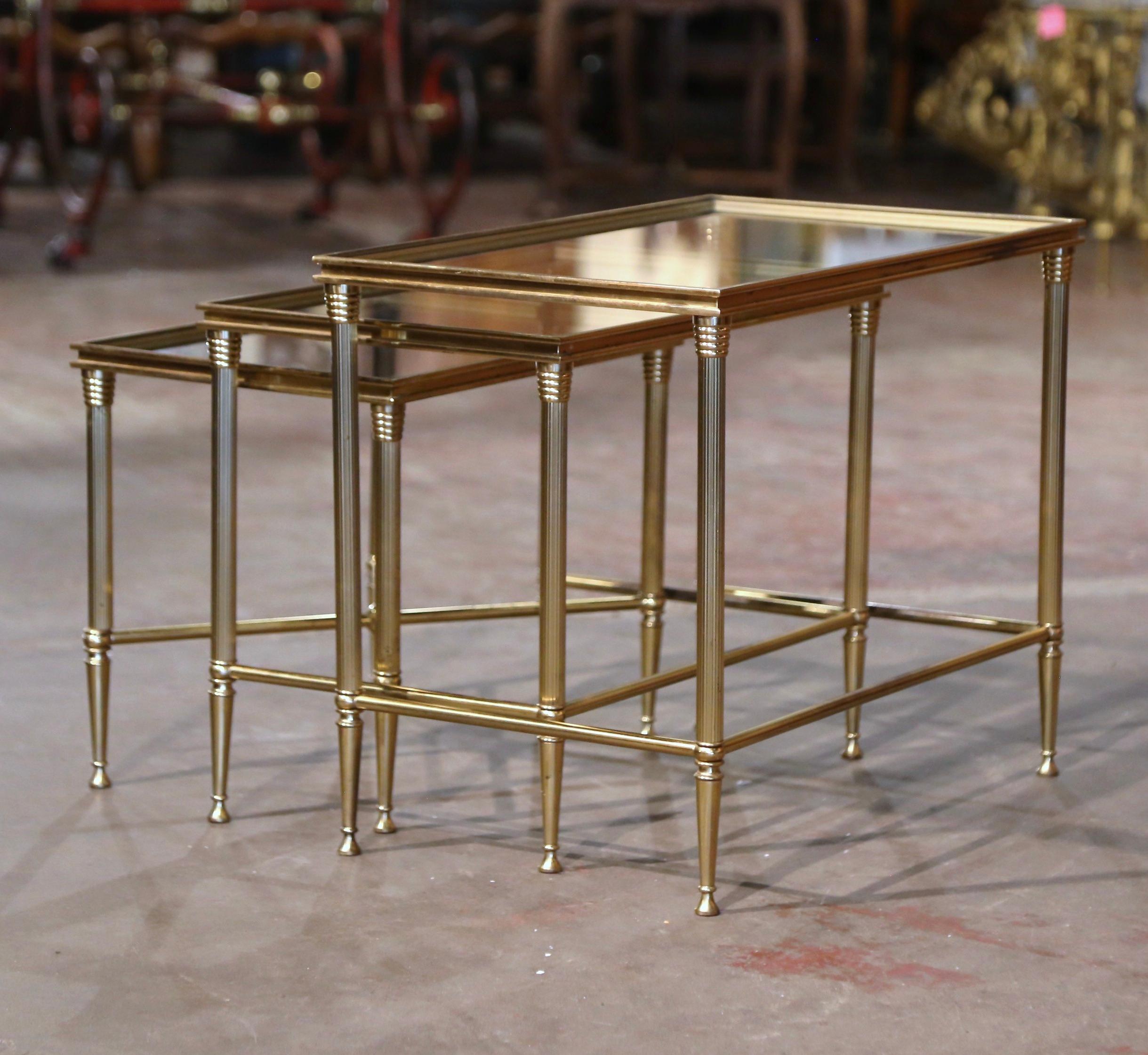Mid-Century French Louis XVI Glass Top and Brass Nesting Tables Baguès Style For Sale 7