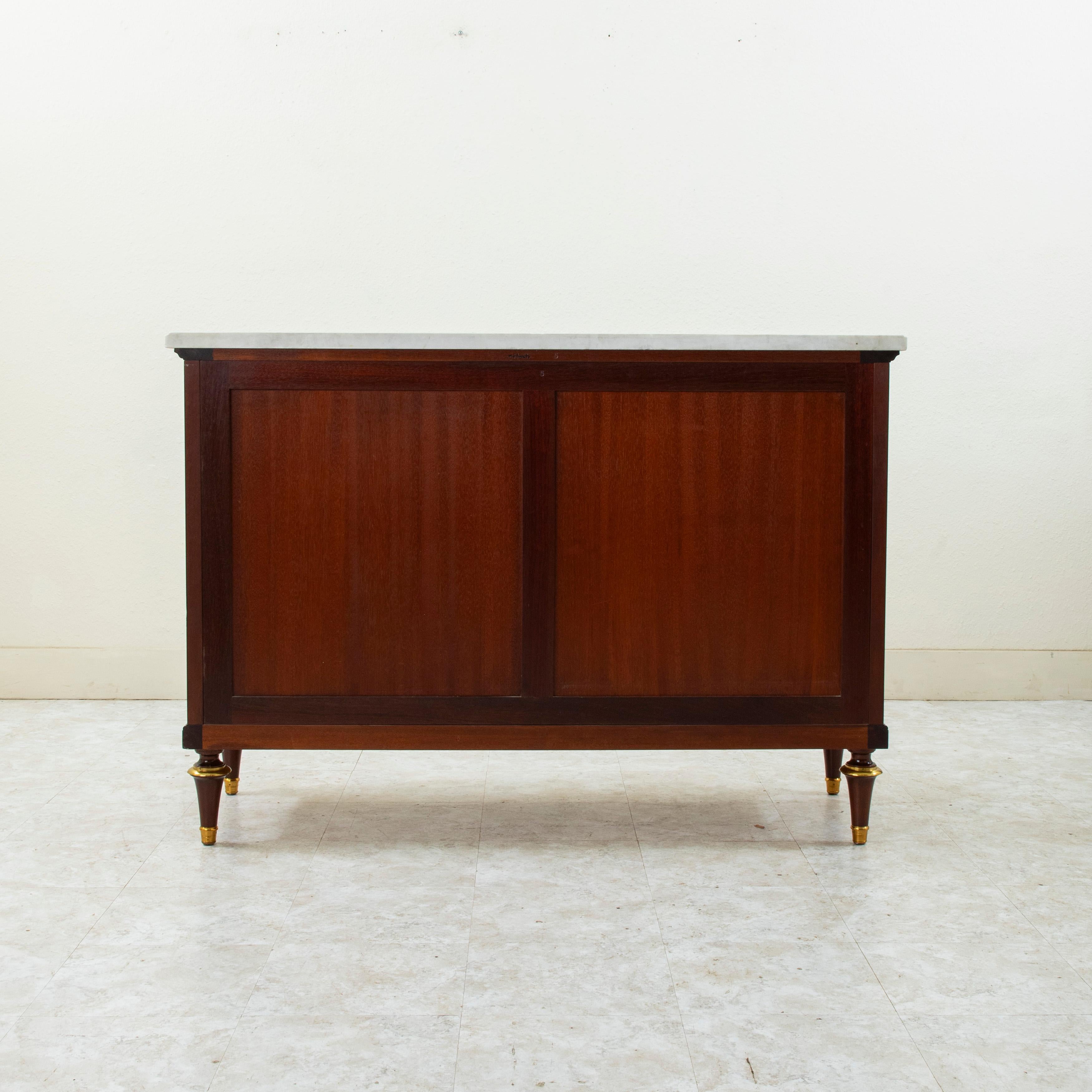 Aparador francés de mediados de siglo, estilo Luis XVI, de Maurice Hirsch para Maison Jansen Francés en venta