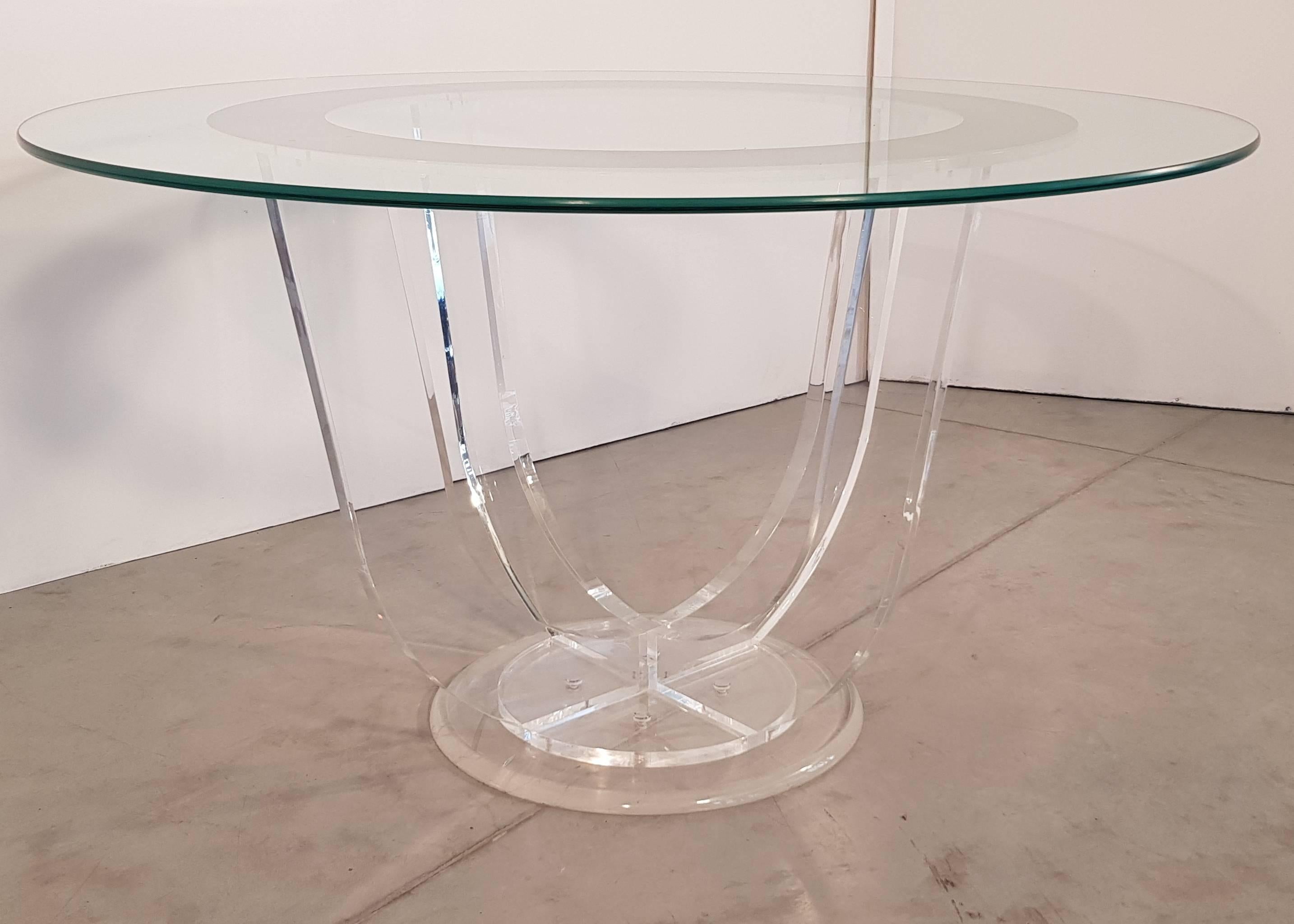 Midcentury French Lucite and Glass Dining or Center Table In Good Condition For Sale In Budapest, Budapest