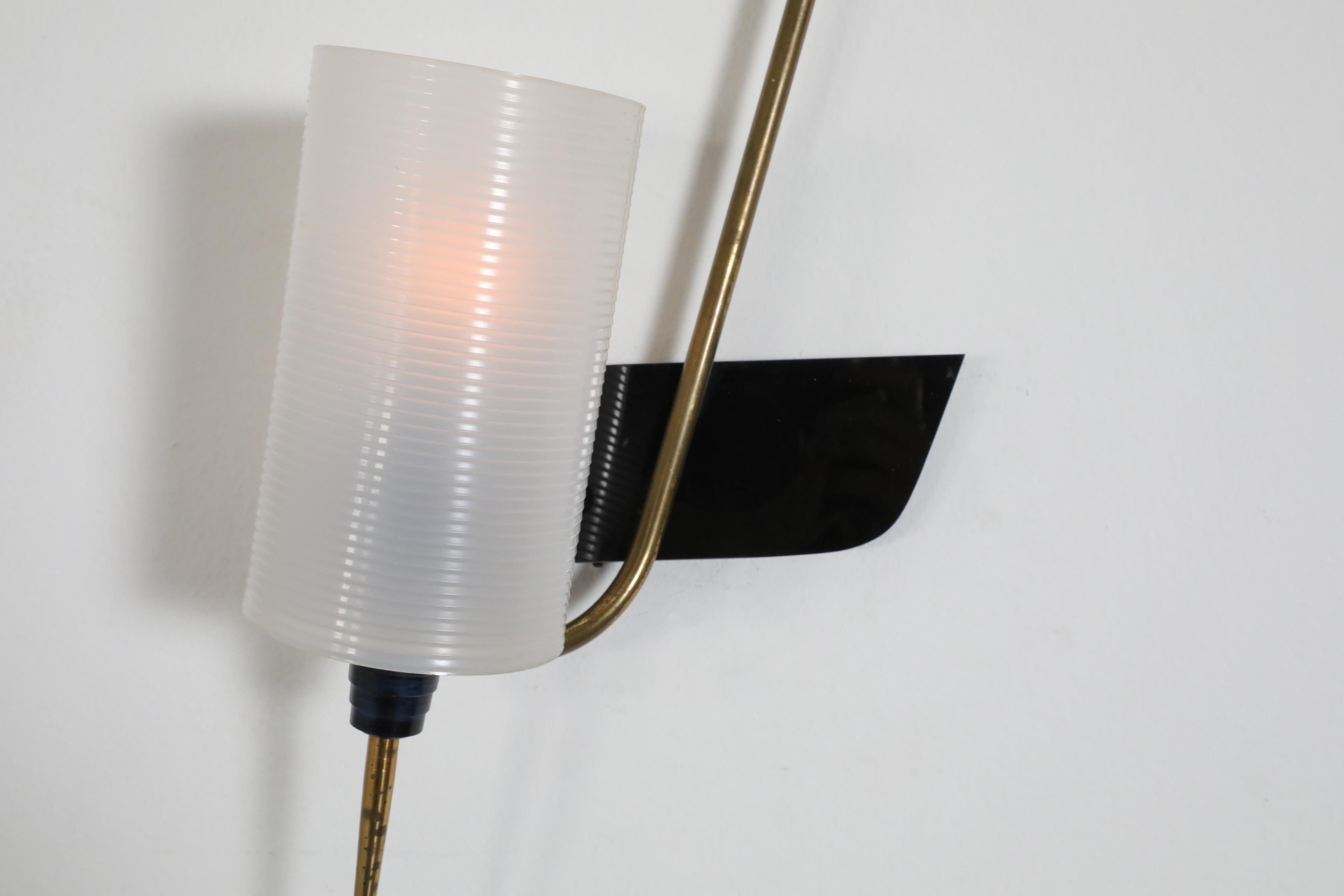 Mid-Century French Maison Arlus Style Wall Sconce w/ Brass Spike & Plexi Shade For Sale 3