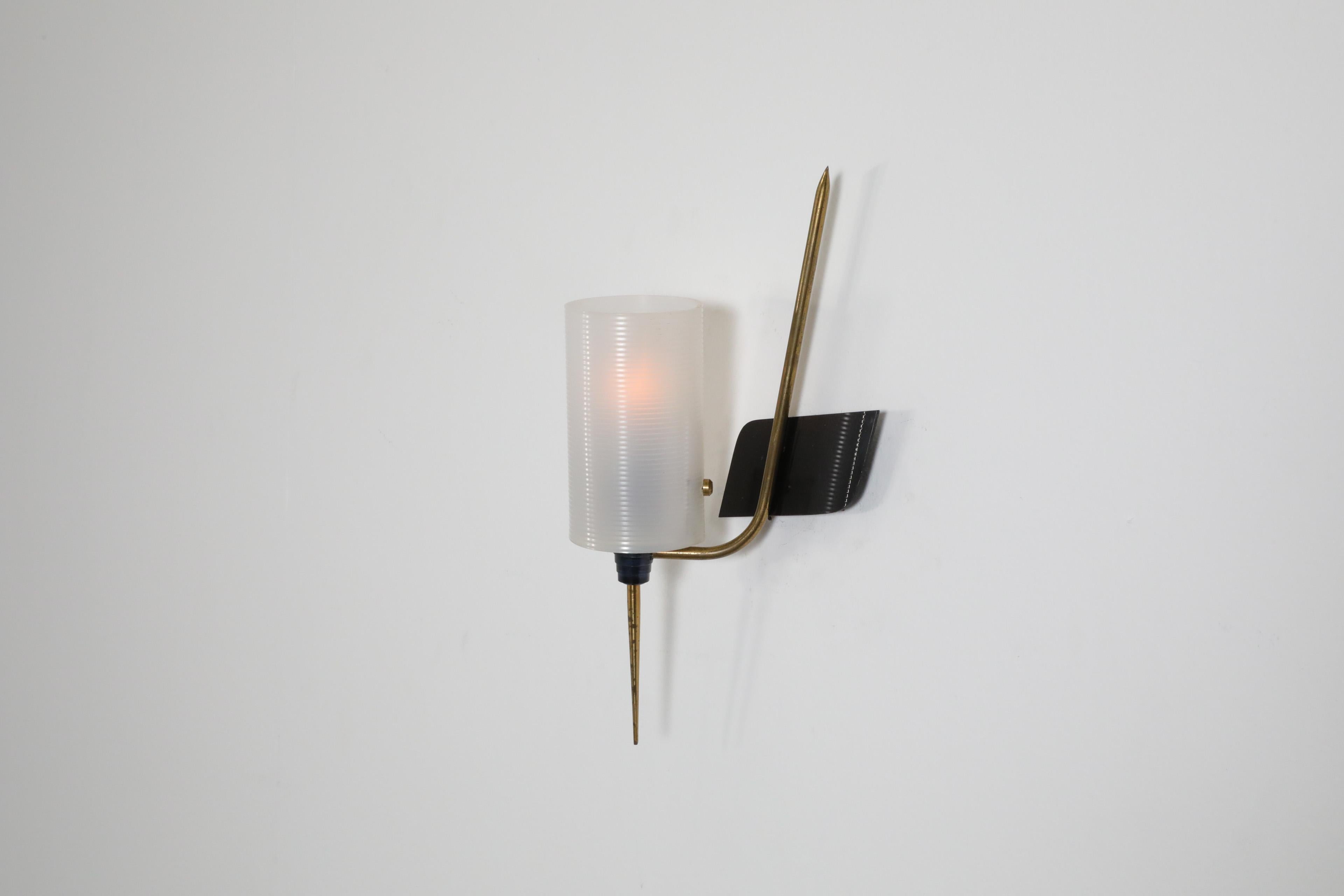 Mid-Century French Maison Arlus style Wall Sconce w/ Brass Spike & Plexi Shade  In Good Condition For Sale In Los Angeles, CA