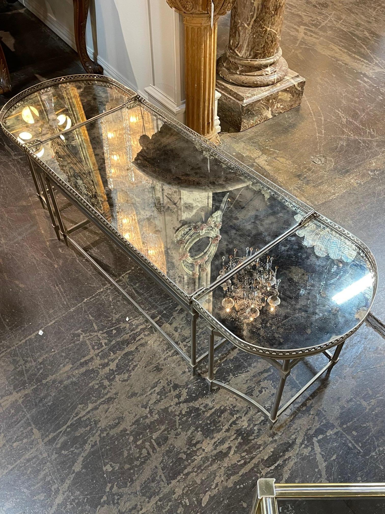 Mid-Century French Mirrored Coffee Table In Good Condition For Sale In Dallas, TX