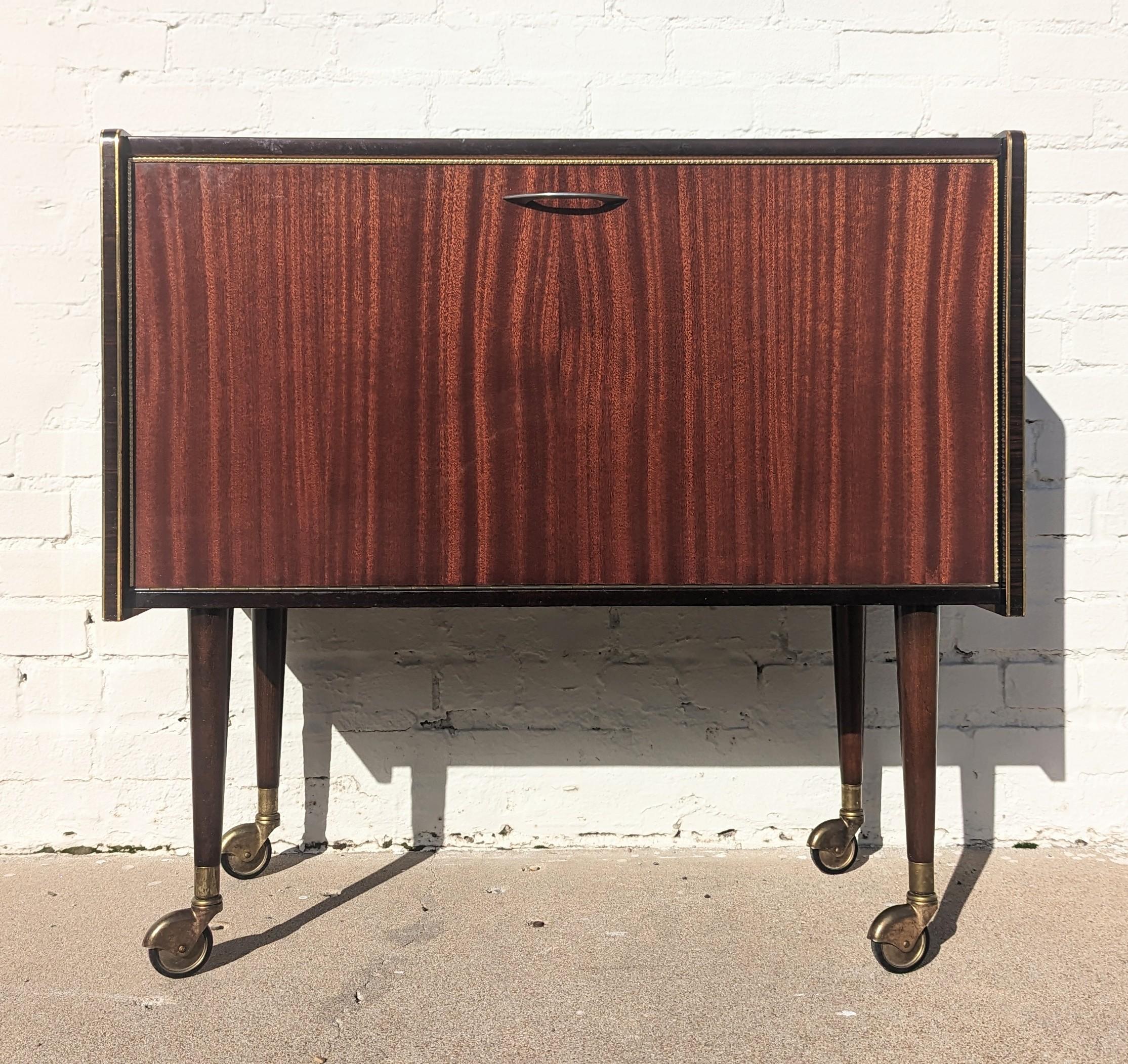 Mid Century French Modern Rosewood Rolling Barcart  For Sale 2