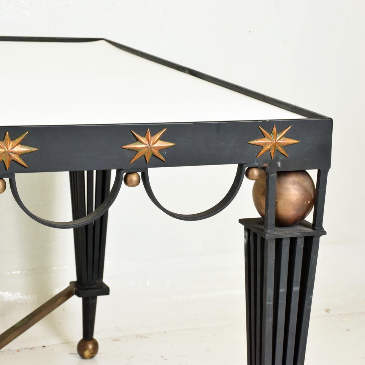 Midcentury French Modernist Star Dining Table Attributed to Arturo Pani In Good Condition In Chula Vista, CA