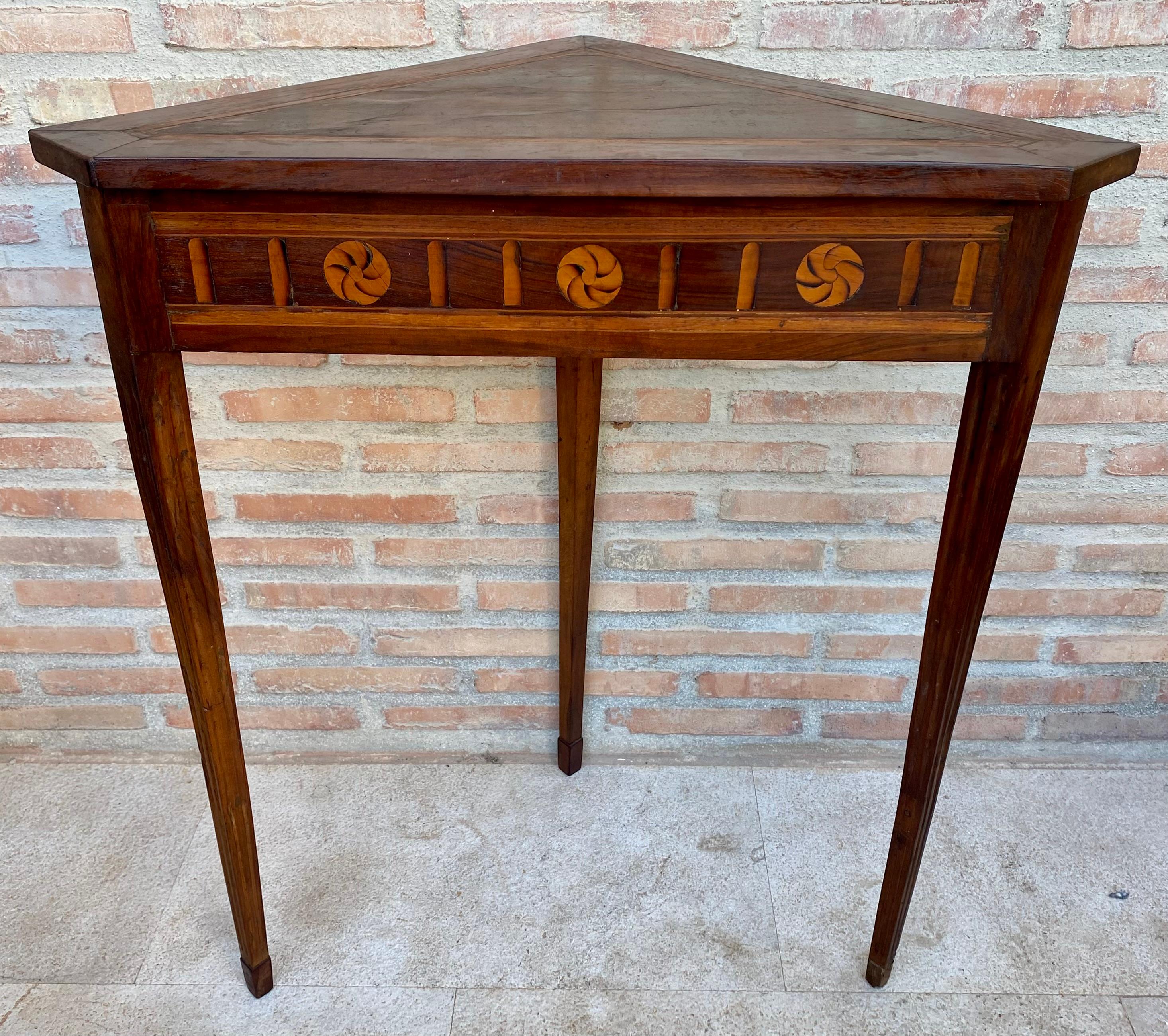 Mid 20th Century Modernist French Wooden Triangular Side Table or Nesting Table with Marquetry, 1950s
Beautiful triangular decorative corner table, circa 1950s made in France with Renaissance style inlaid panels. A very attractive and utilitarian