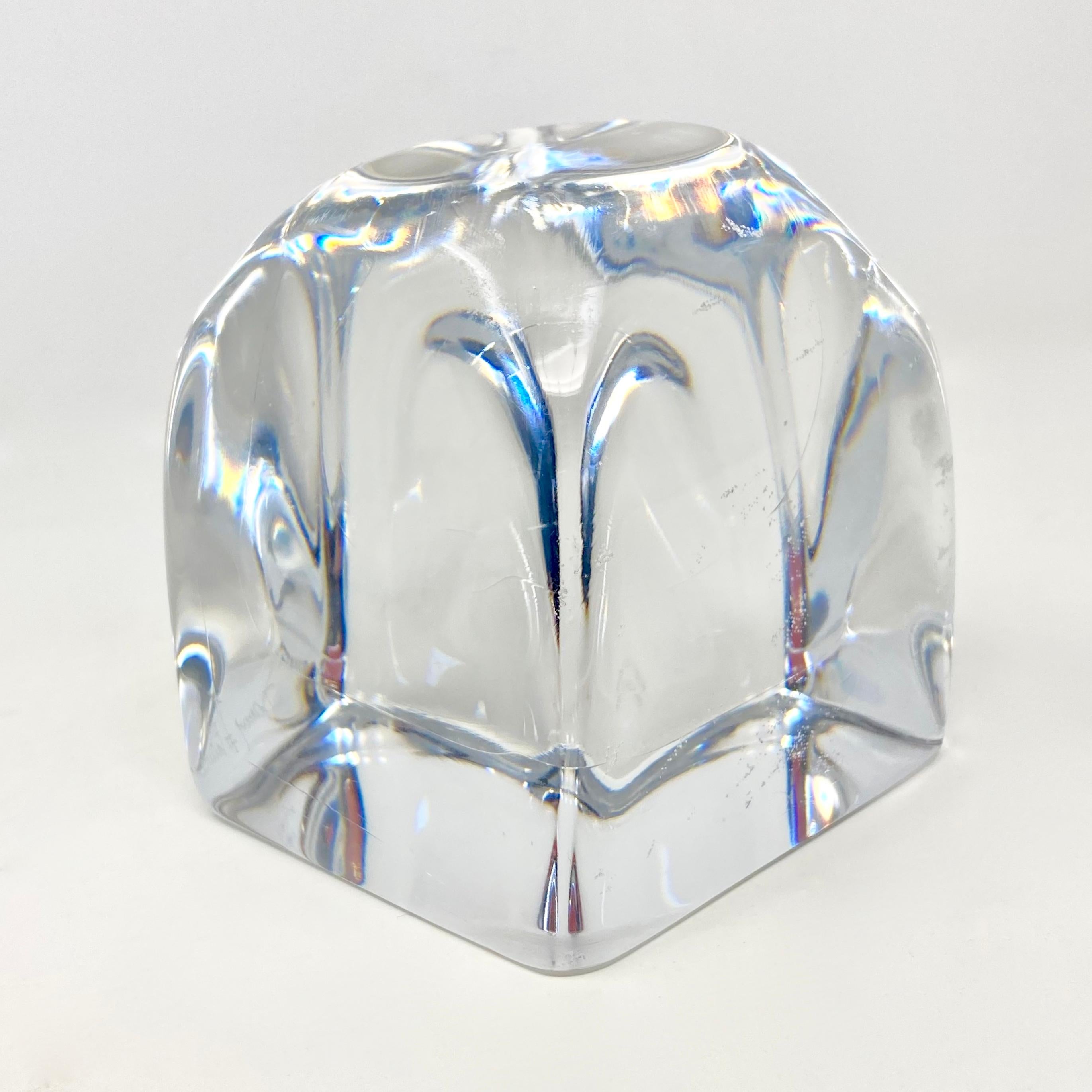Mid-Century French Signed Daum Paperweight Sculpture in Clear Crystal For Sale 1