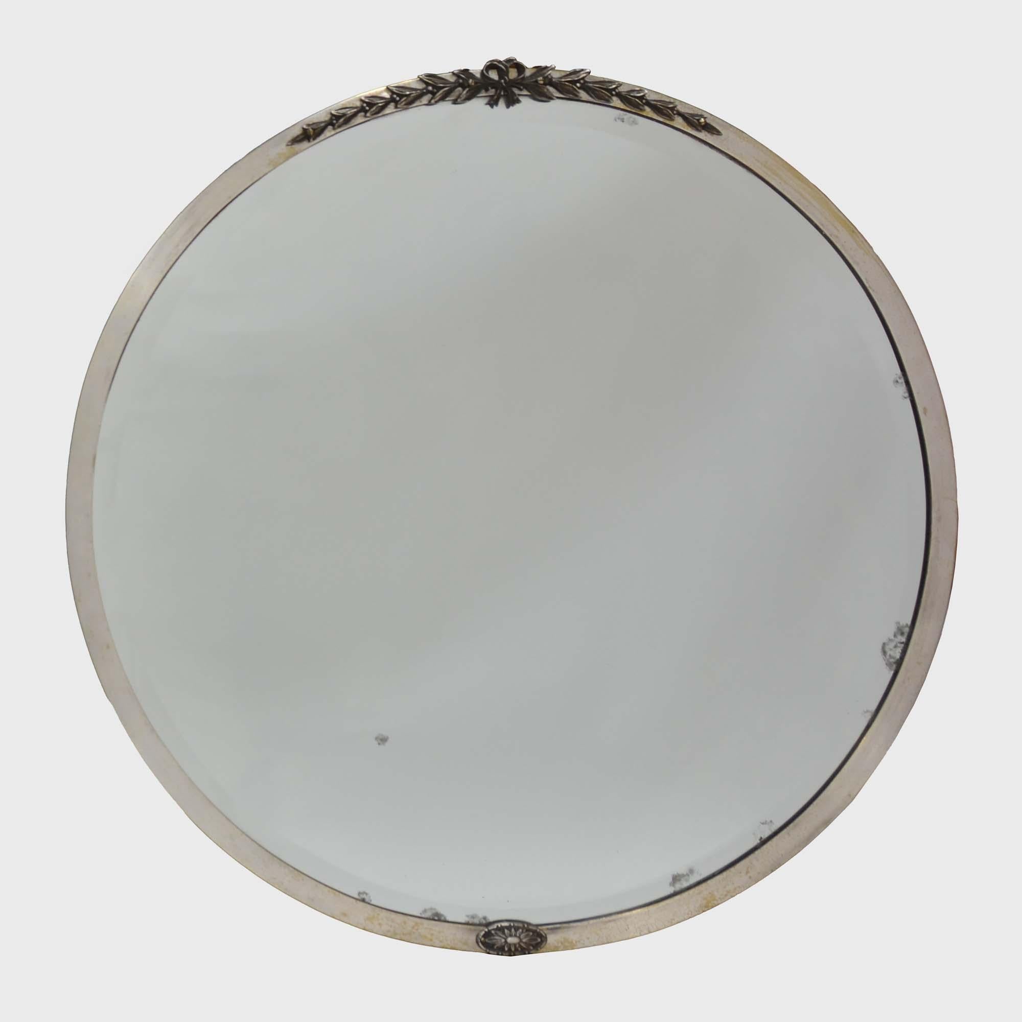 Miroir rond nickelé français du milieu du siècle en vente 2