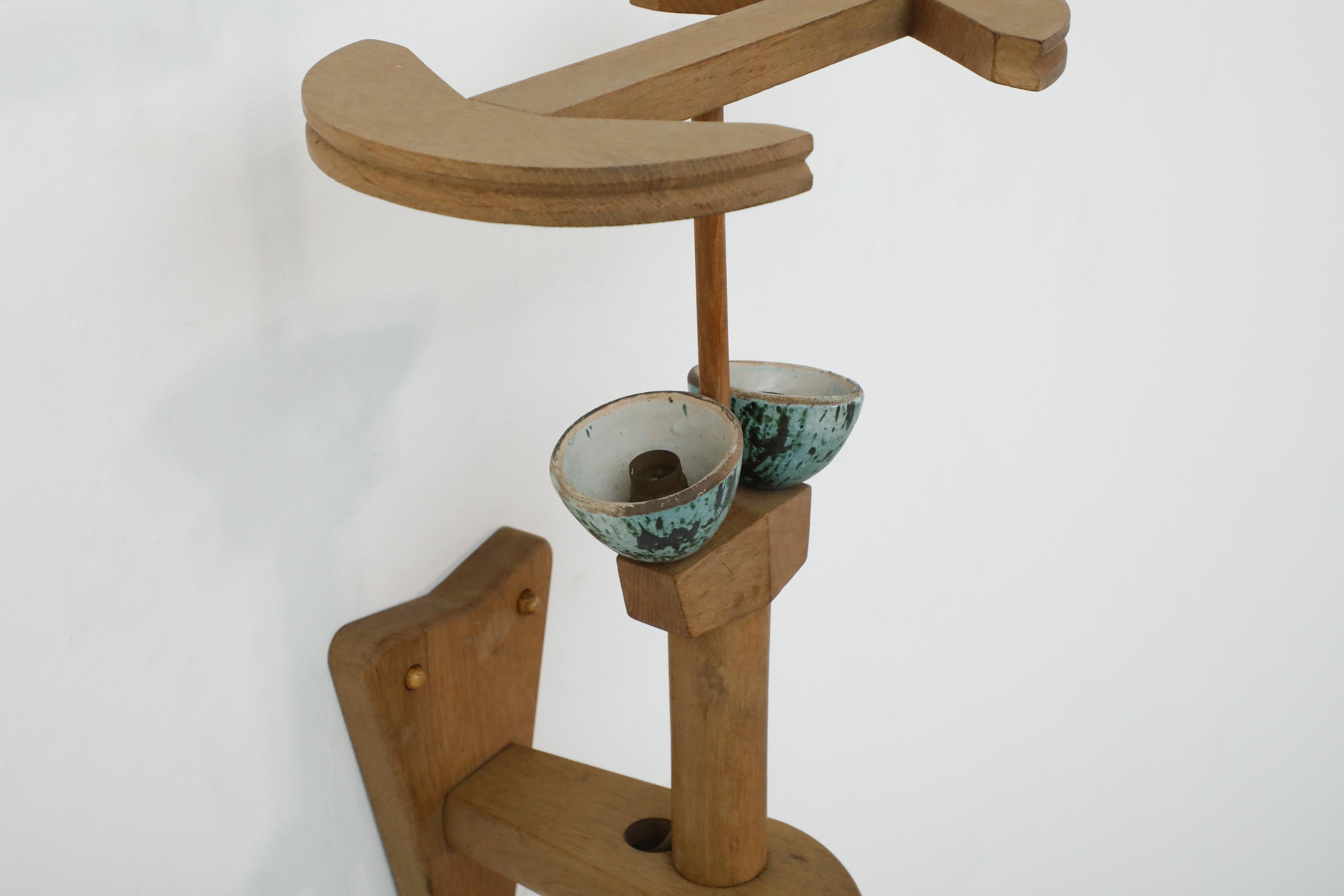 20th Century Mid-Century French Oak and Green Ceramic Wall Sconce by Guillerme et Chambron For Sale