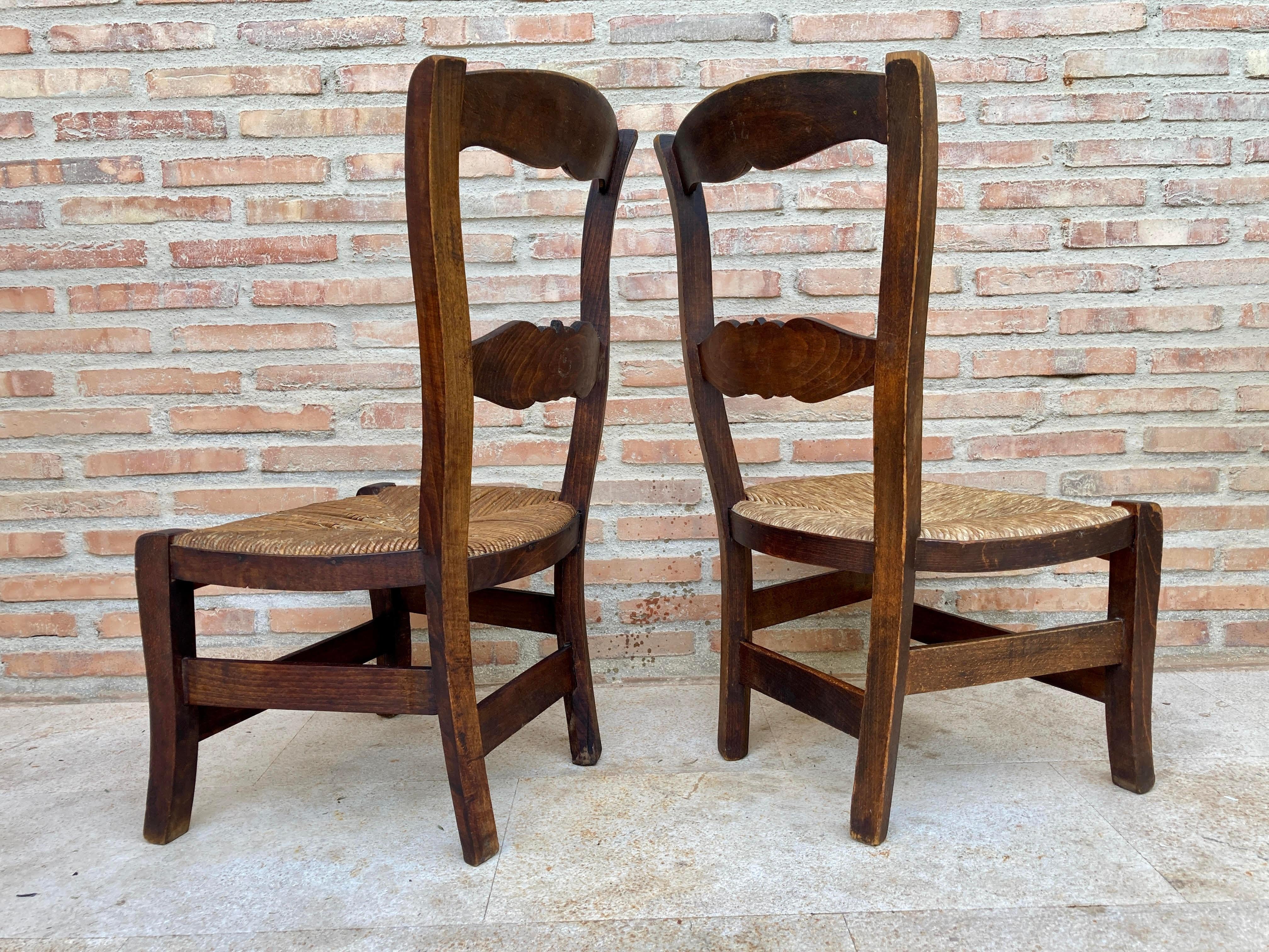 20th Century Mid-Century French Oak and Rush Armchairs, Set of 2 For Sale