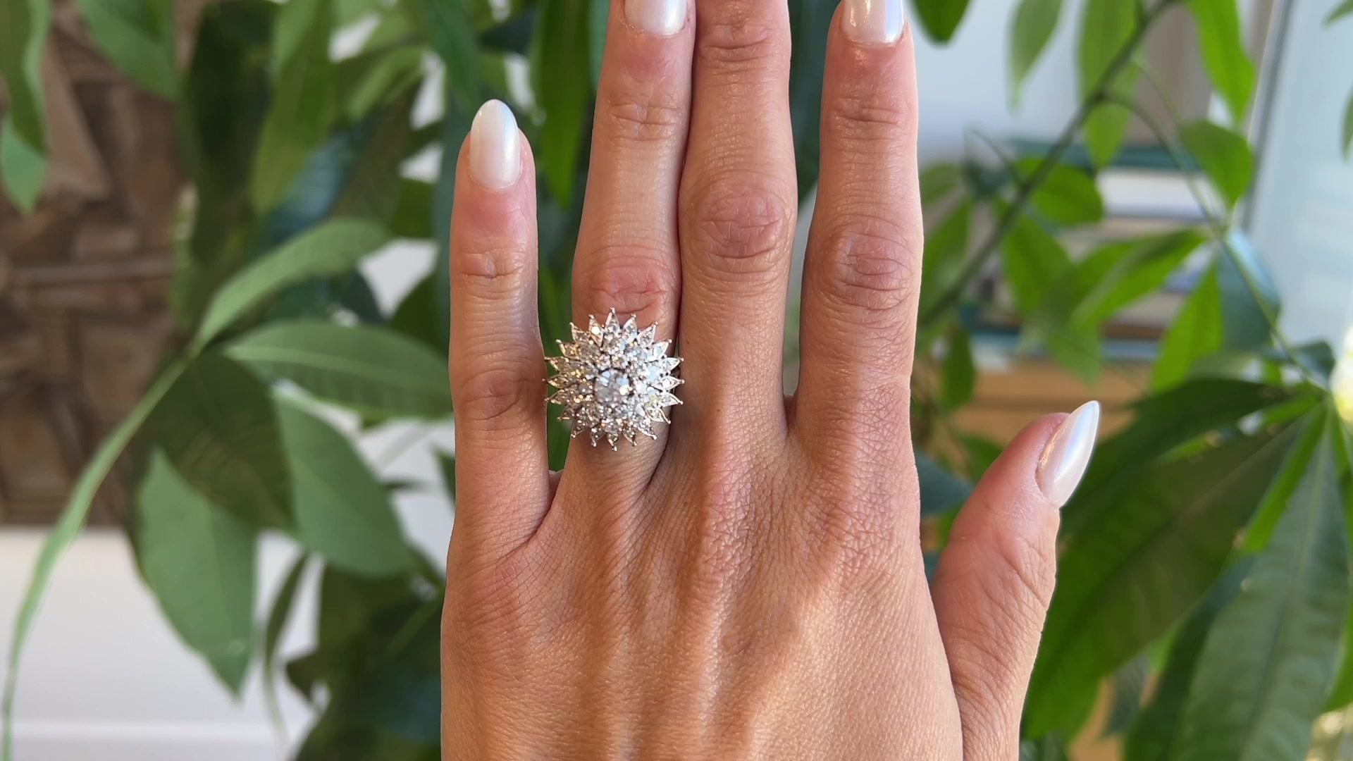 Mid Century French Old European Cut Diamond 18K Gold Cluster Cocktail Ring In Excellent Condition In Beverly Hills, CA