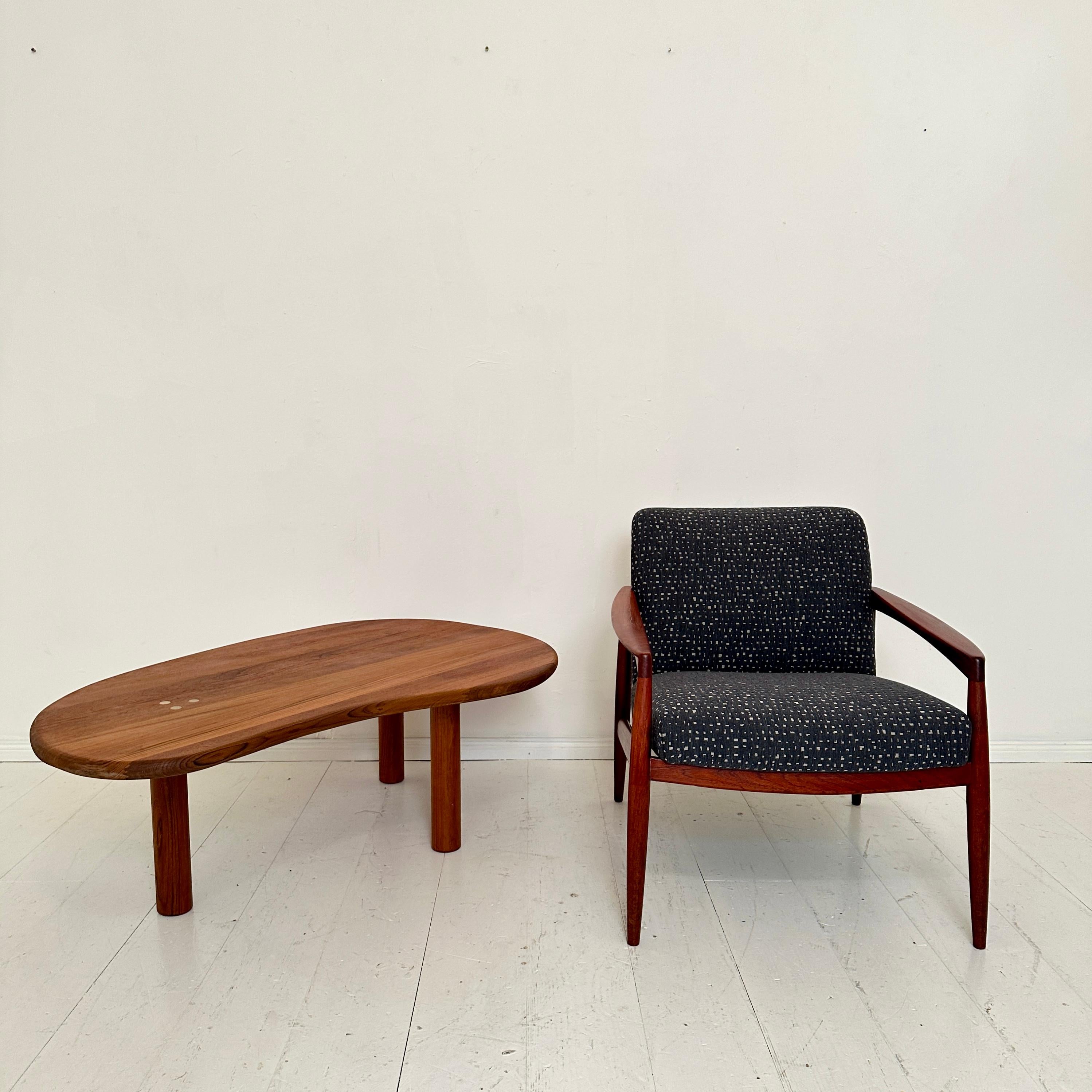 Tavolo da divano organico francese di metà secolo in teak, 1970 circa in vendita 3