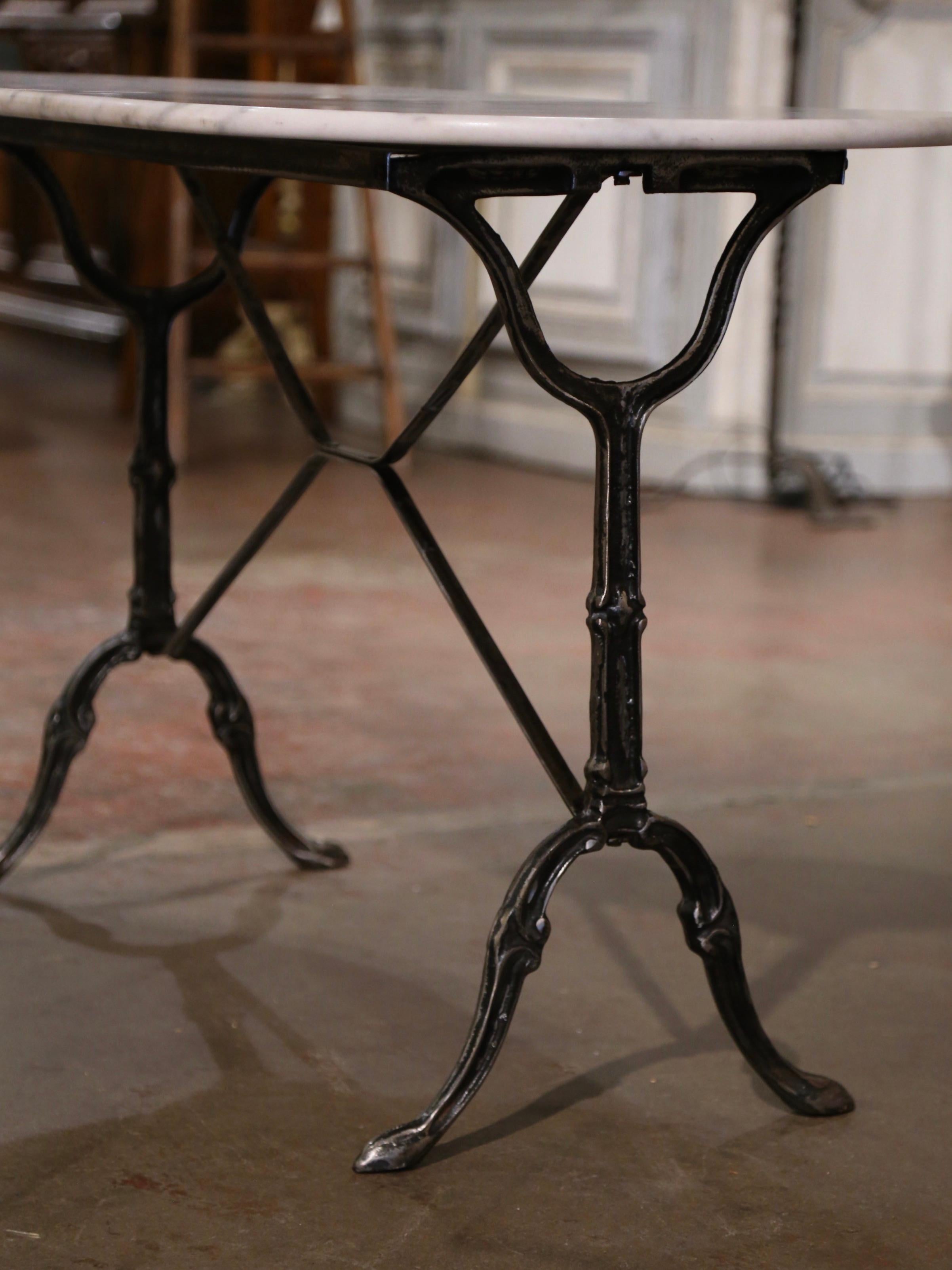 Mid-Century French Oval Marble Top Polished Iron Bistrot Table For Sale 3
