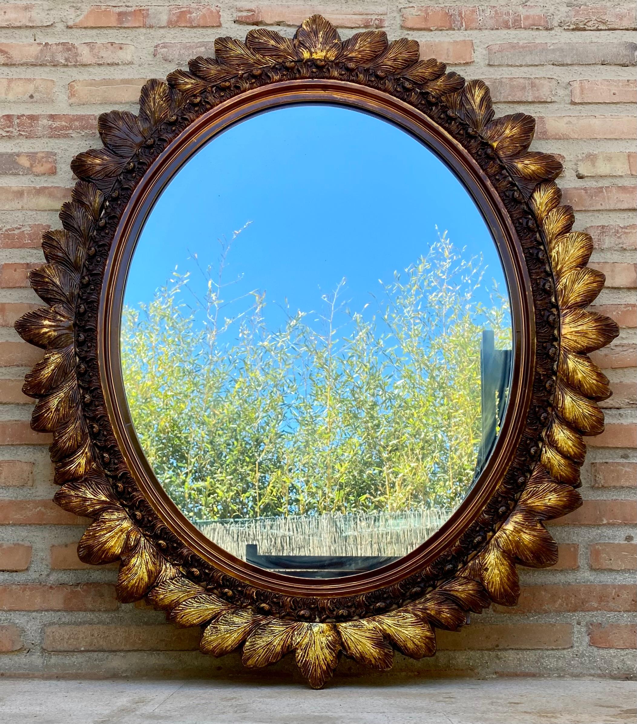 Mid-Century French Oval Mirror in Gold Flower Frame, 1960s For Sale 4
