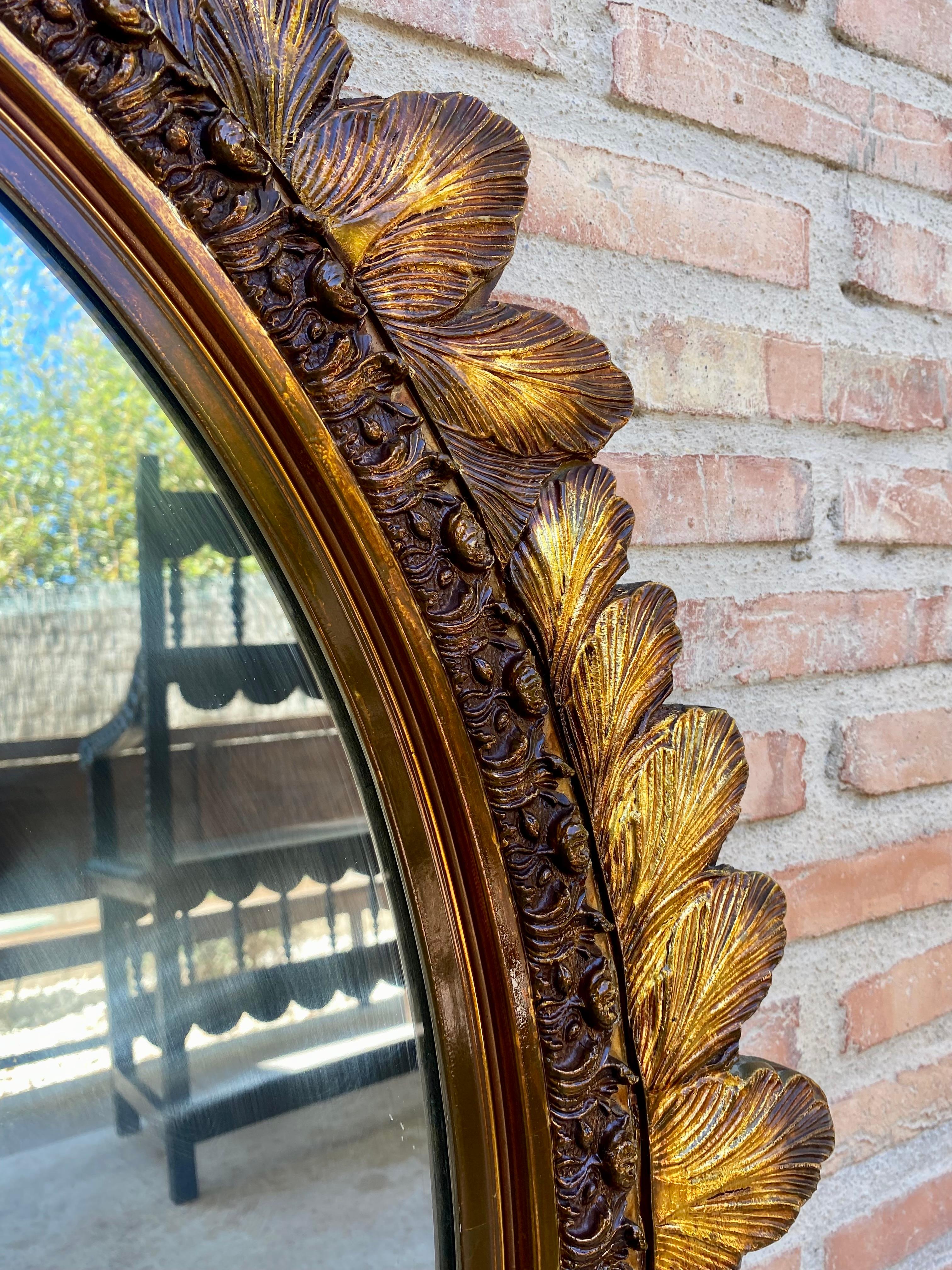Mid-Century French Oval Mirror in Gold Flower Frame, 1960s For Sale 7