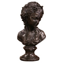 Busto in ferro lucido francese della metà del secolo di una giovane "baccante" donna