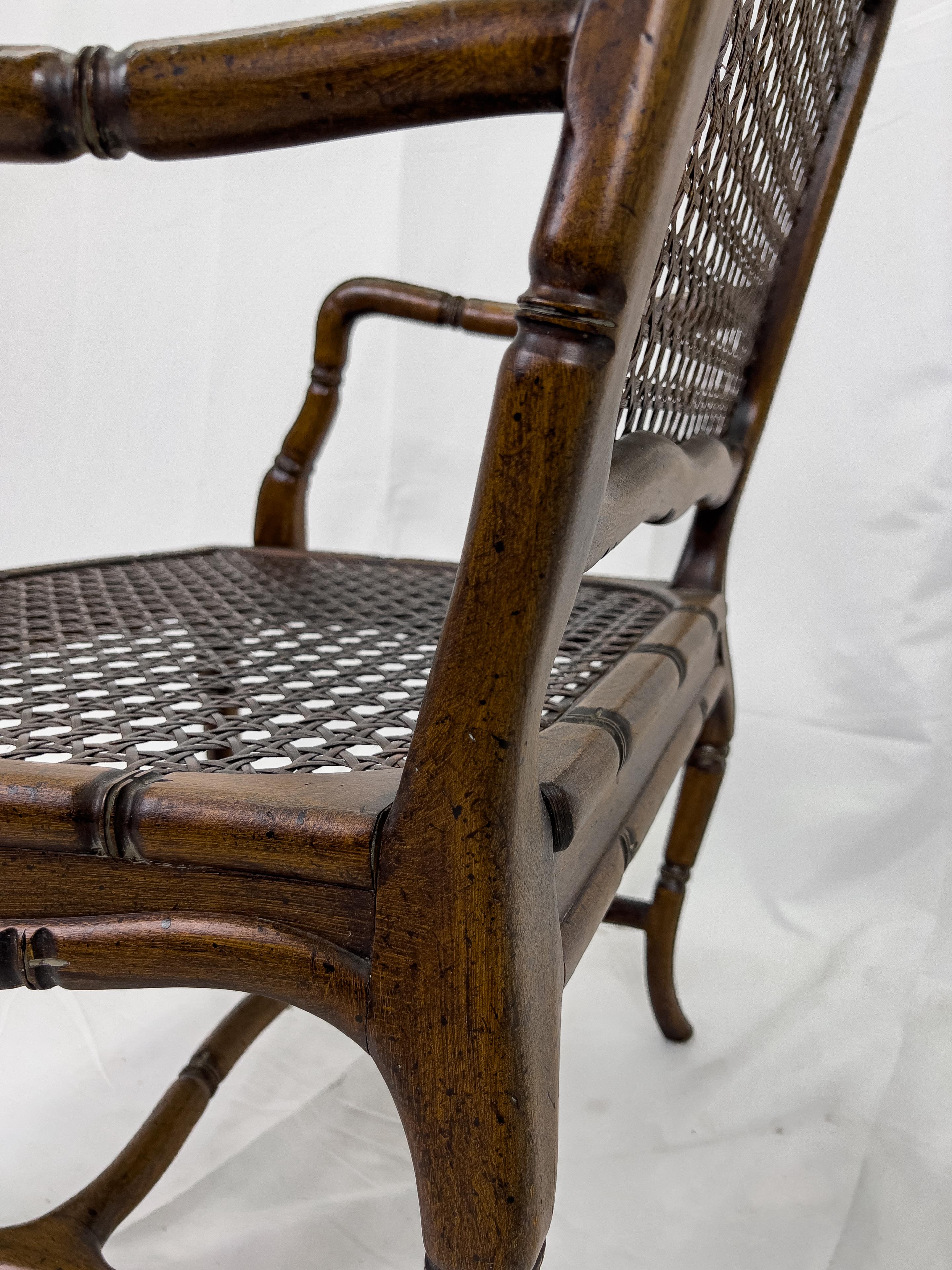 Sessel aus Kunstbambusholz im französischen Provinzstil aus der Mitte des Jahrhunderts, Paar im Angebot 11