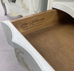 Mid-Century French Provincial Night Stands / Side Tables John Widdicomb -  Pair