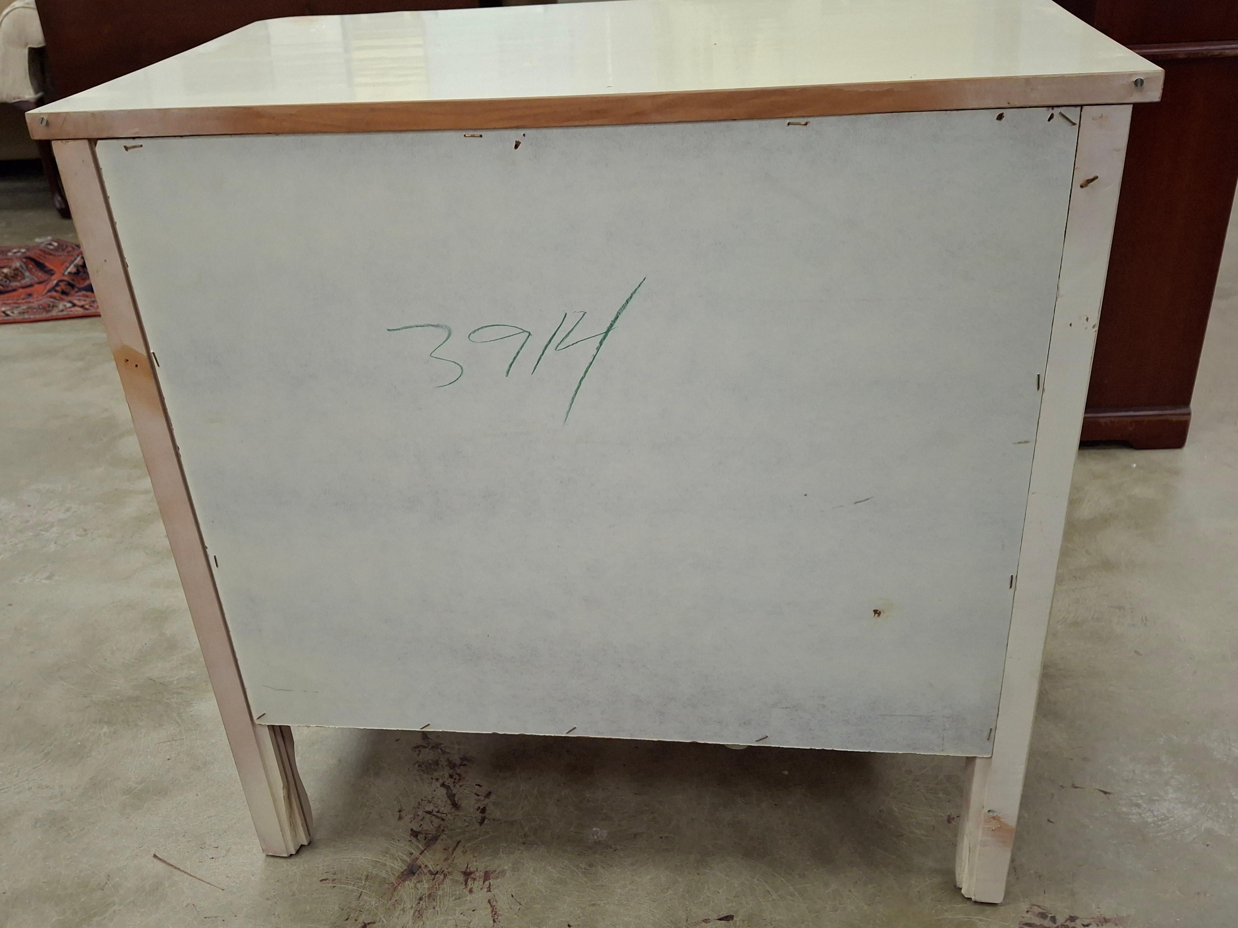 Mid Century French Provincial Style Cream Painted & Partial Gilt 2-Part Bookcase For Sale 5