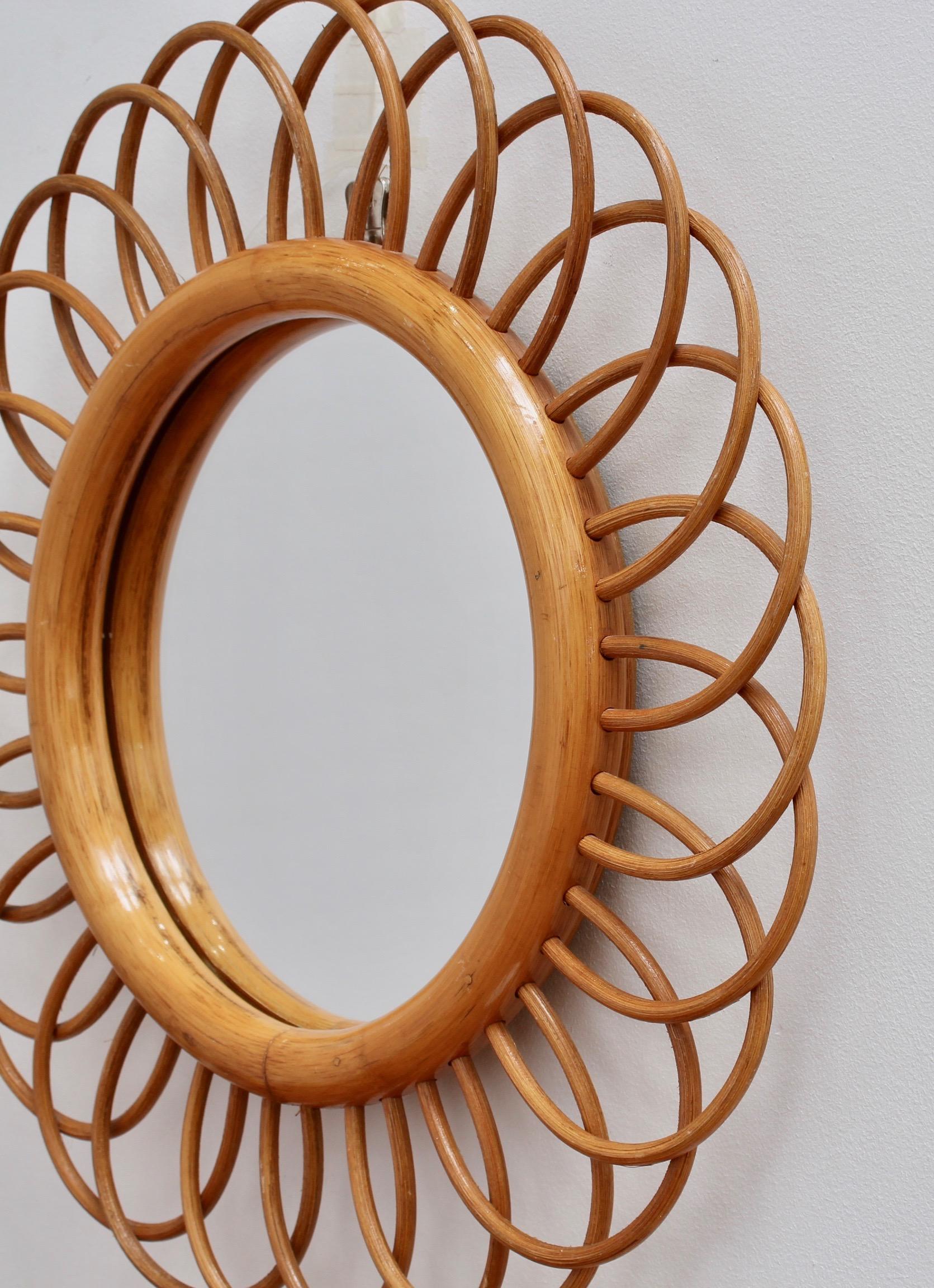 Midcentury French Rattan Flower-Shaped Wall Mirror, circa 1960s In Good Condition In London, GB