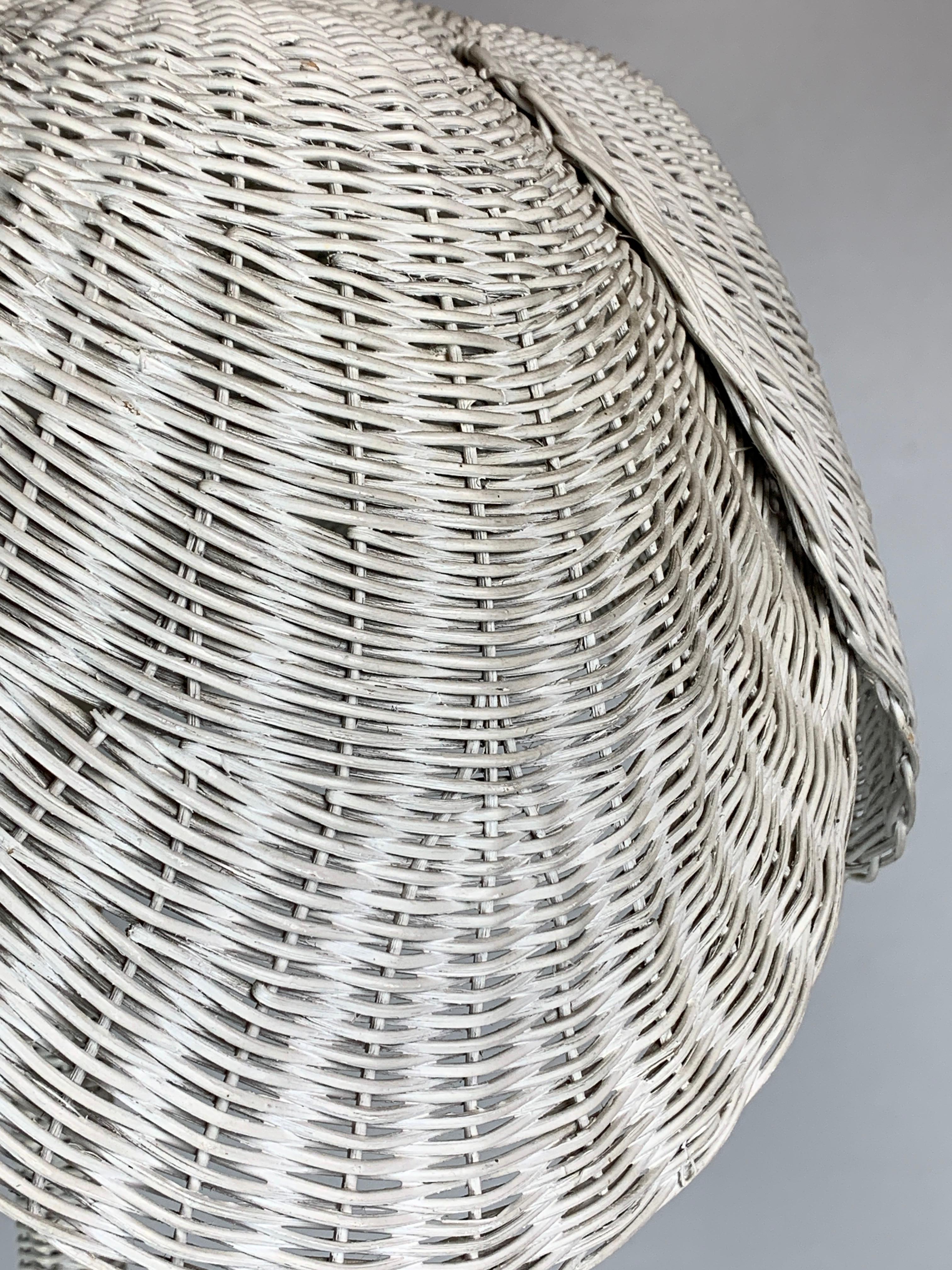 Lampada da terra Boho francese di metà secolo in vimini di rattan, anni '60 in vendita 4