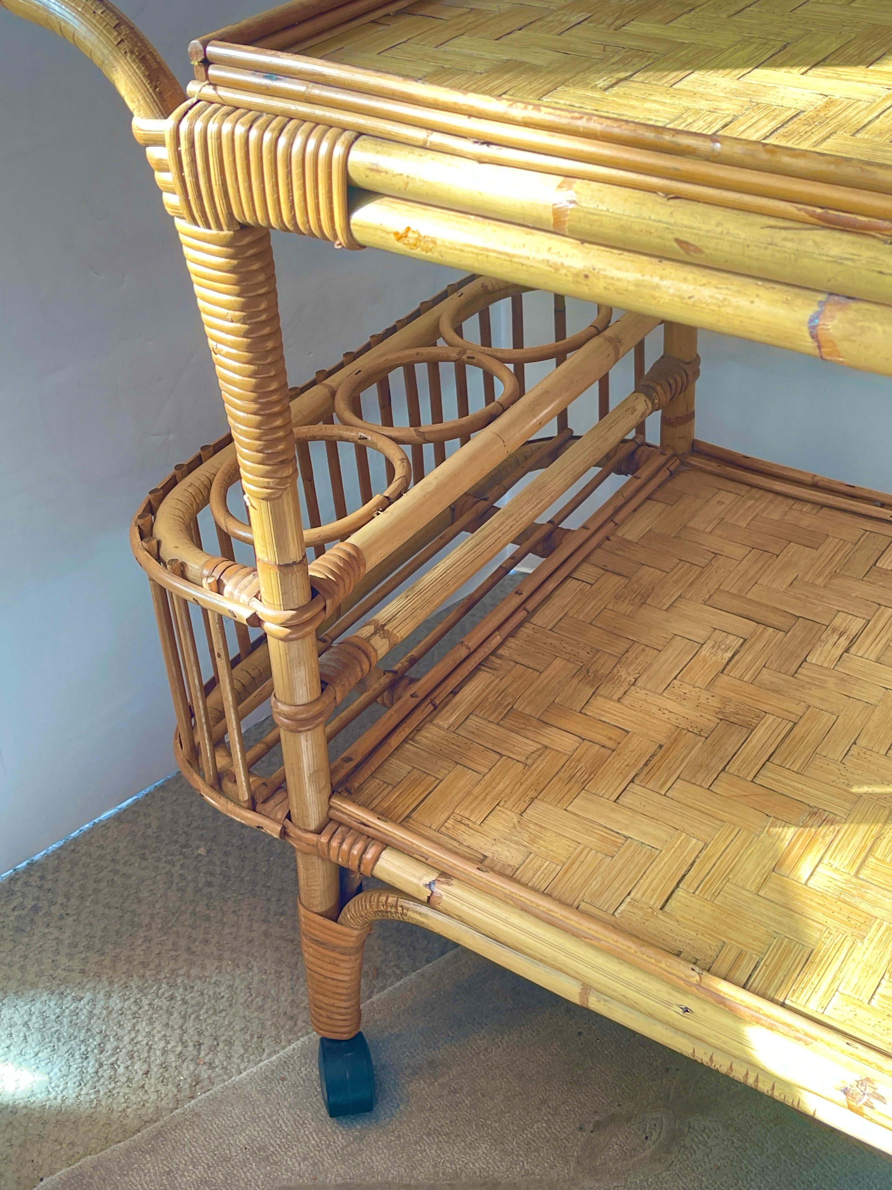 Chariot de bar Riviera en bambou, milieu du siècle, 1960 en vente 4