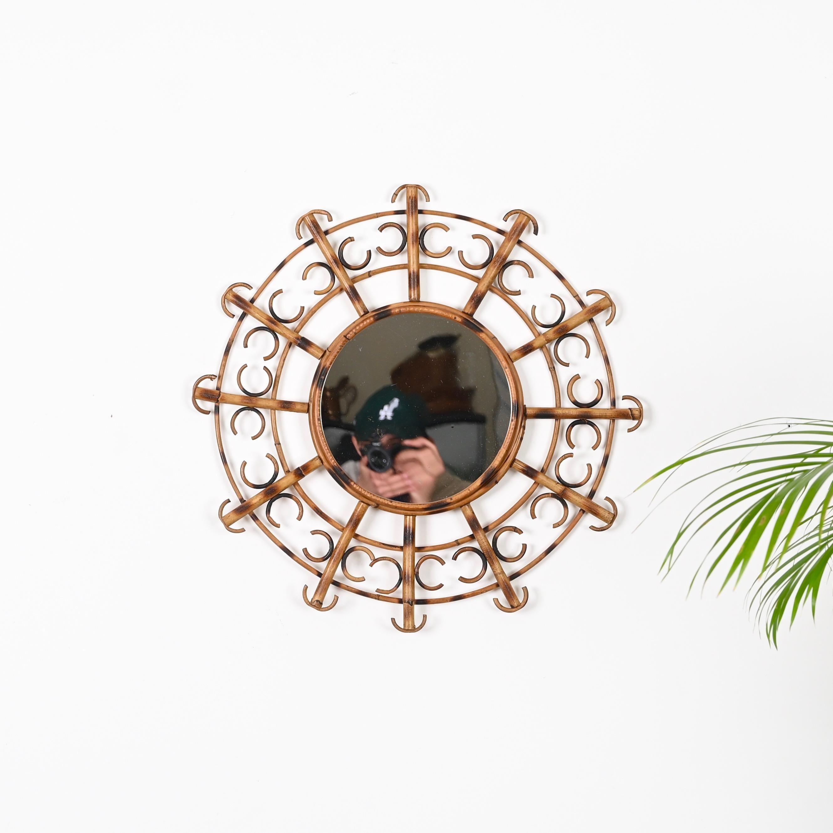 Miroir rond en rotin de la Riviera française du milieu du siècle, France, années 1950 en vente 1