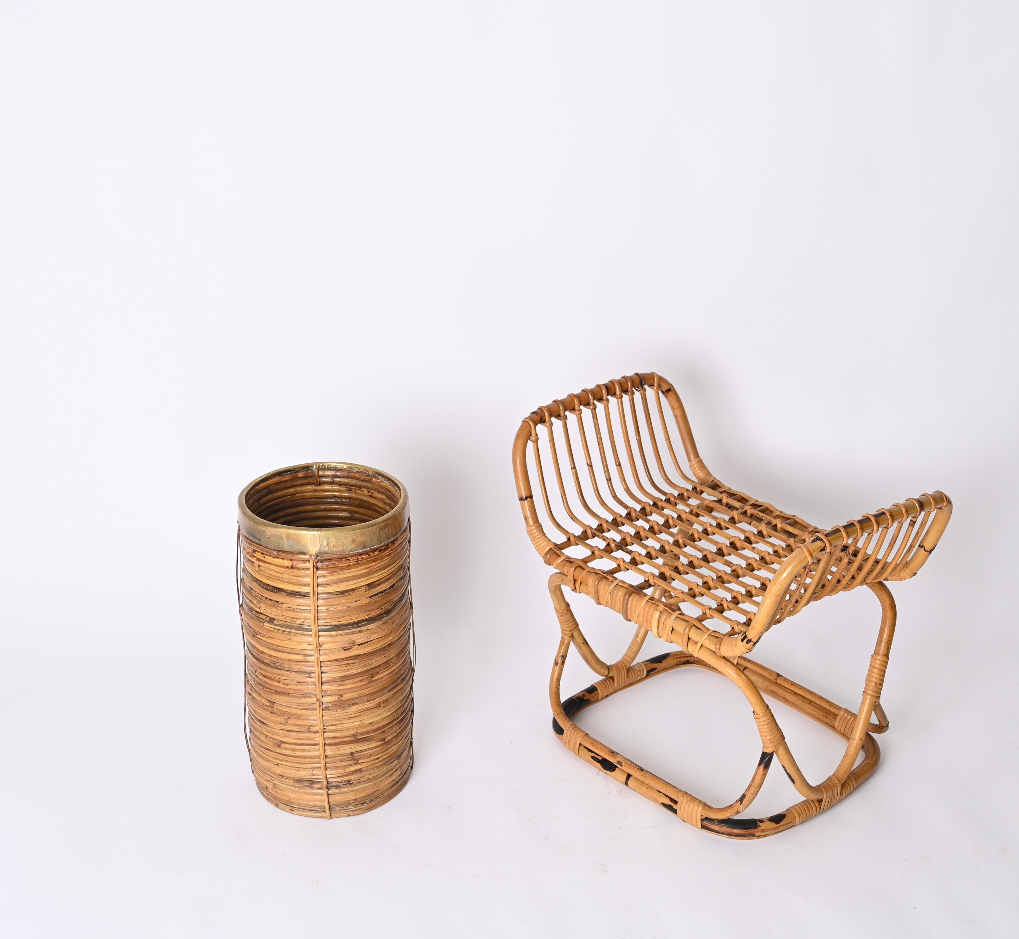 Hand-Crafted Mid-Century French Riviera Umbrella Stand in Rattan and Brass, Italy 1970s For Sale
