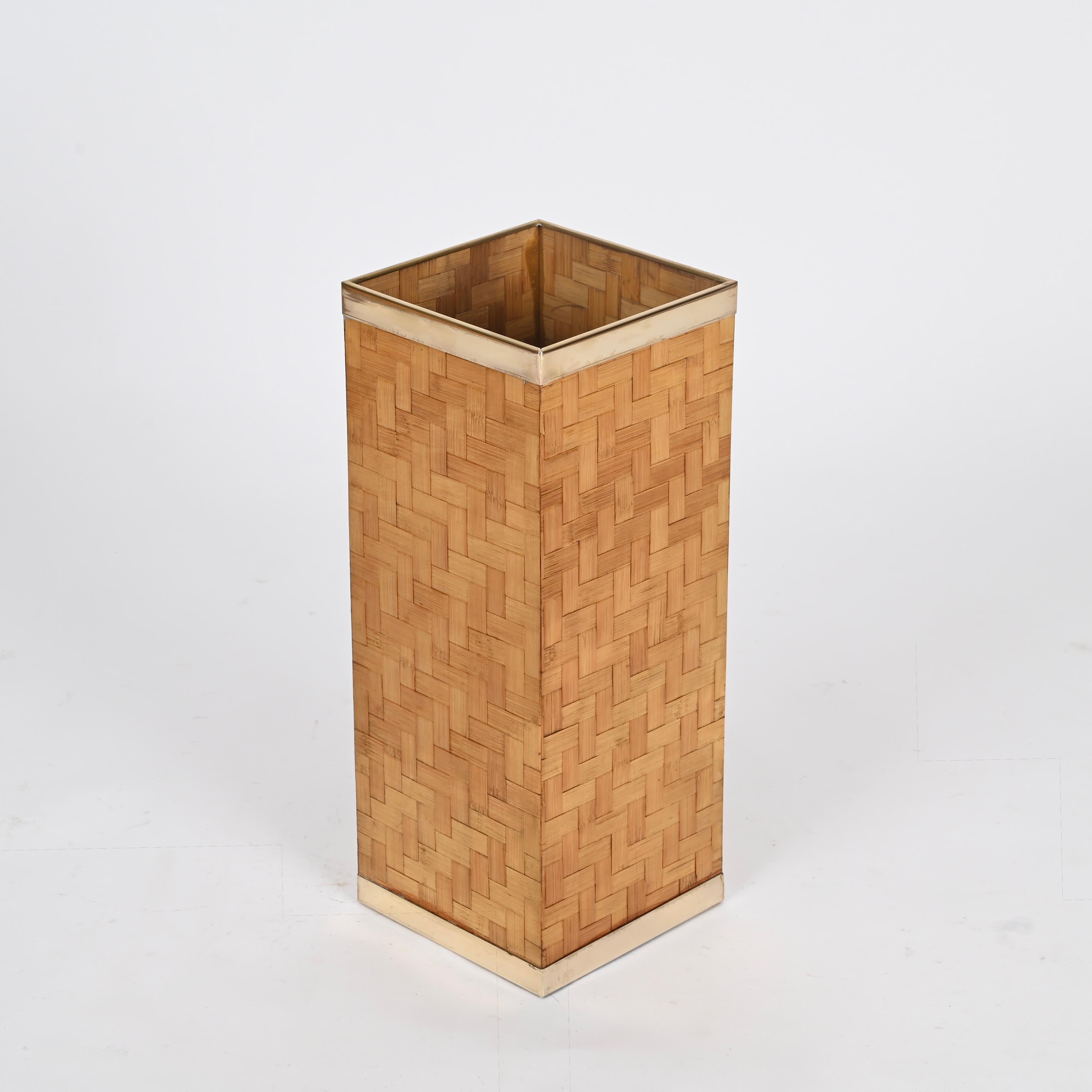 Late 20th Century Mid-Century French Riviera Umbrella Stand in Woven Bamboo and Brass, Italy 1970s For Sale