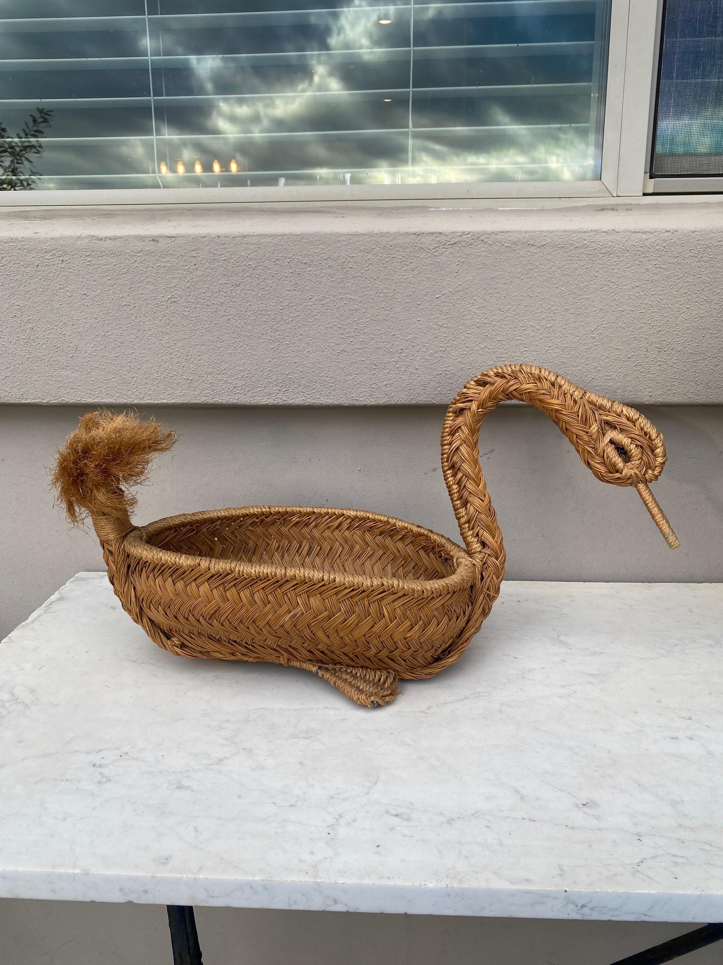  Mid-Century French Rope Swan Adrien Audoux & Frida Minet In Good Condition For Sale In Austin, TX