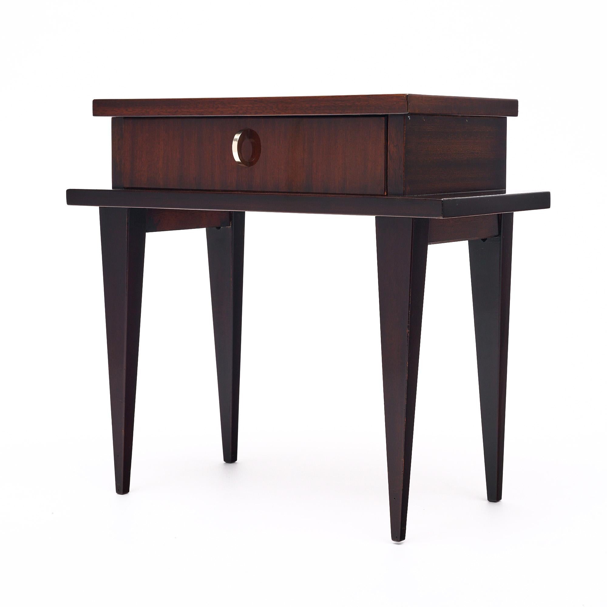 Französische Palisander-Beistelltische aus der Jahrhundertmitte im Angebot 1