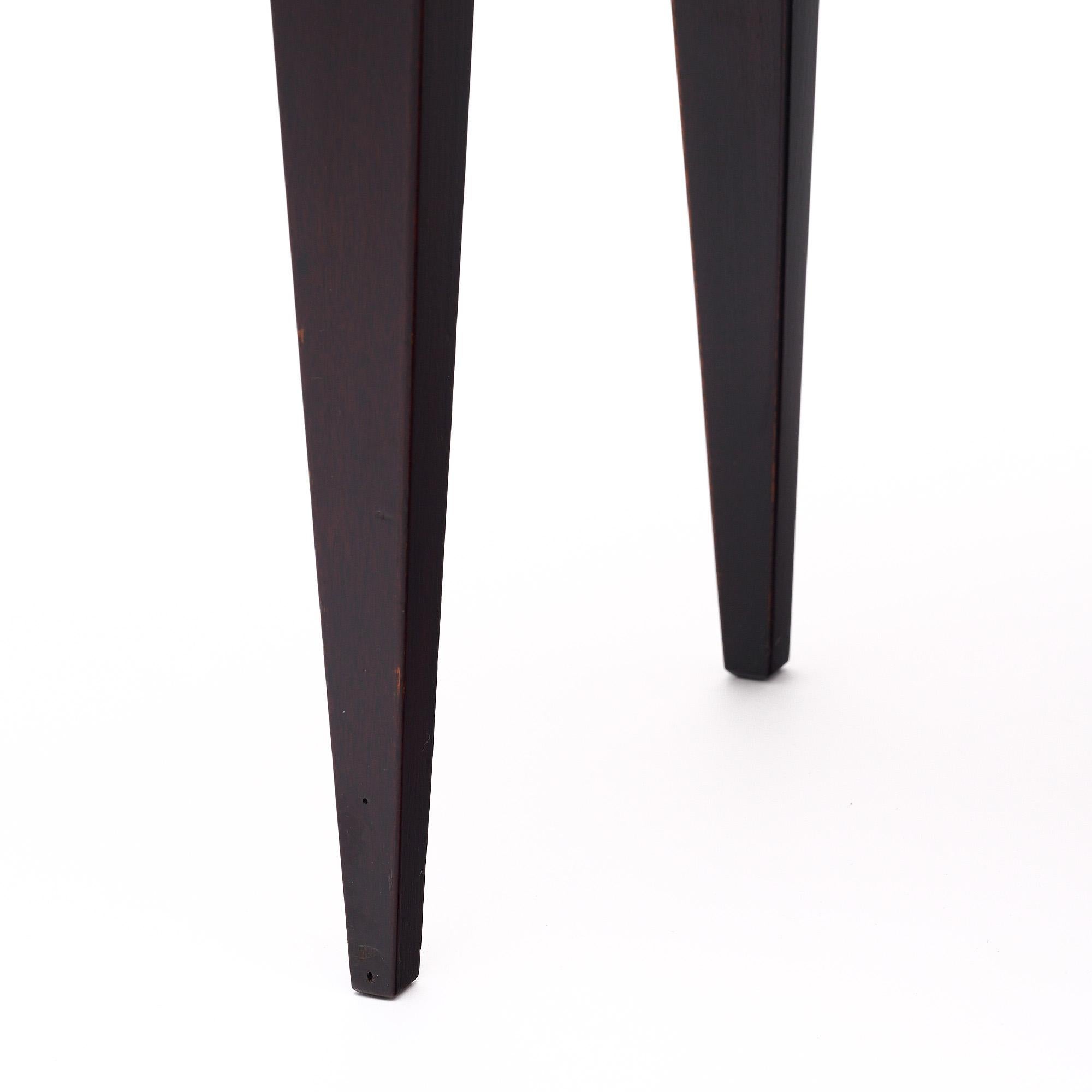 Französische Palisander-Beistelltische aus der Jahrhundertmitte im Angebot 3