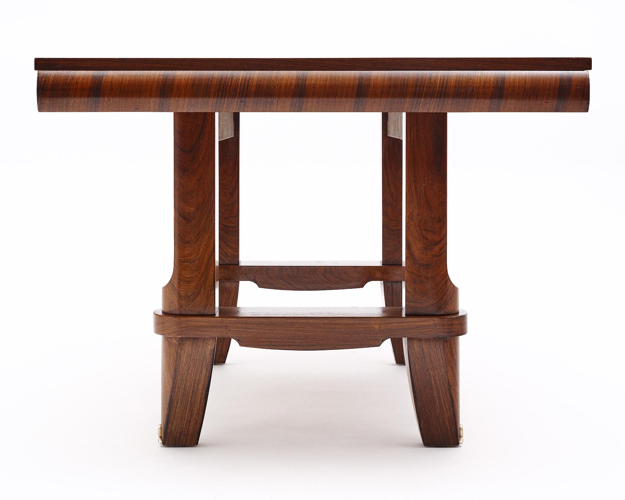Mesa francesa de palisandro de mediados de siglo Moderno de mediados de siglo en venta