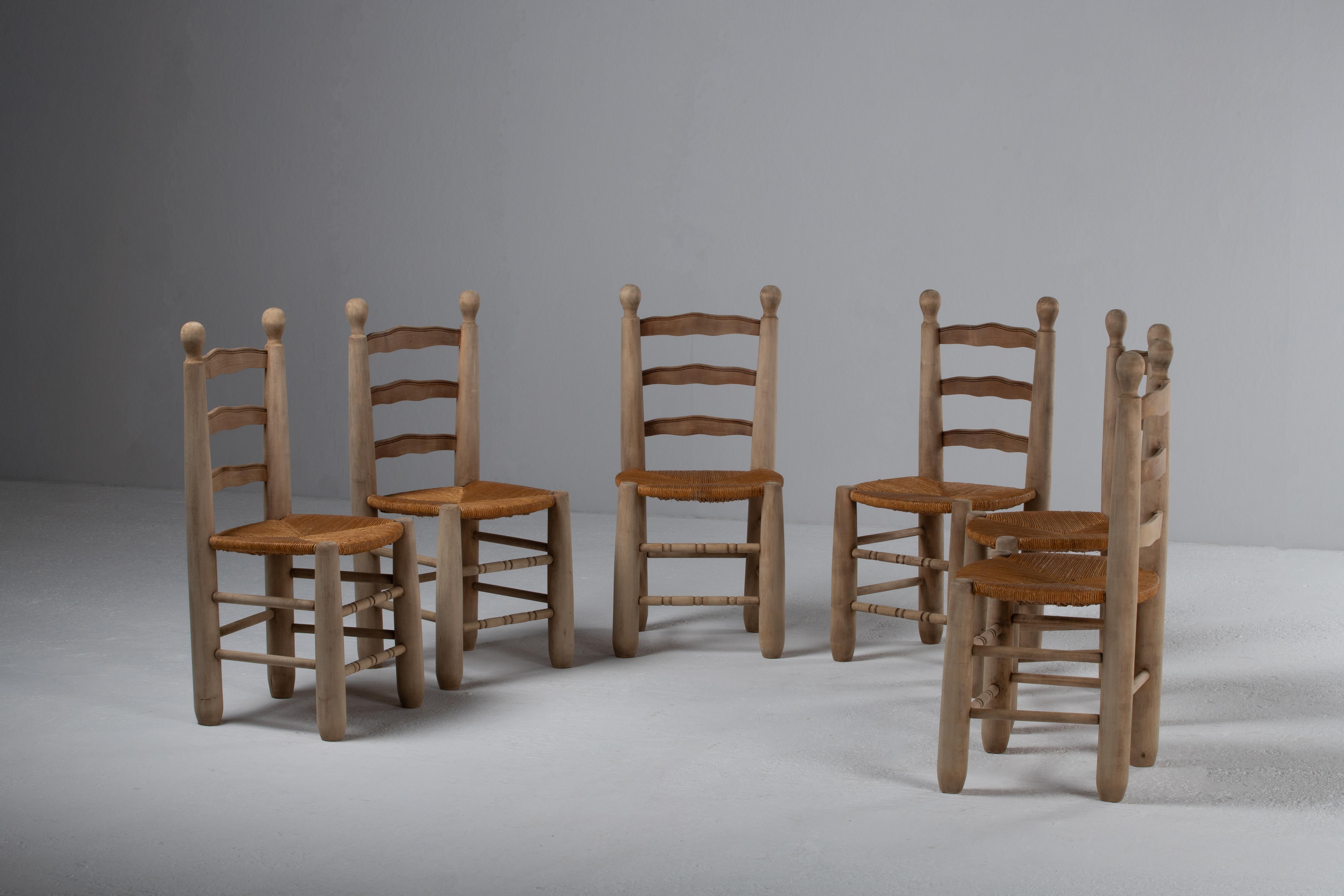 Mid-Century French Rush-Seated Chair with Rustic Modernity, 1950's For Sale 1