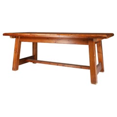Mesa de comedor francesa de pino macizo de mediados de siglo, años 70