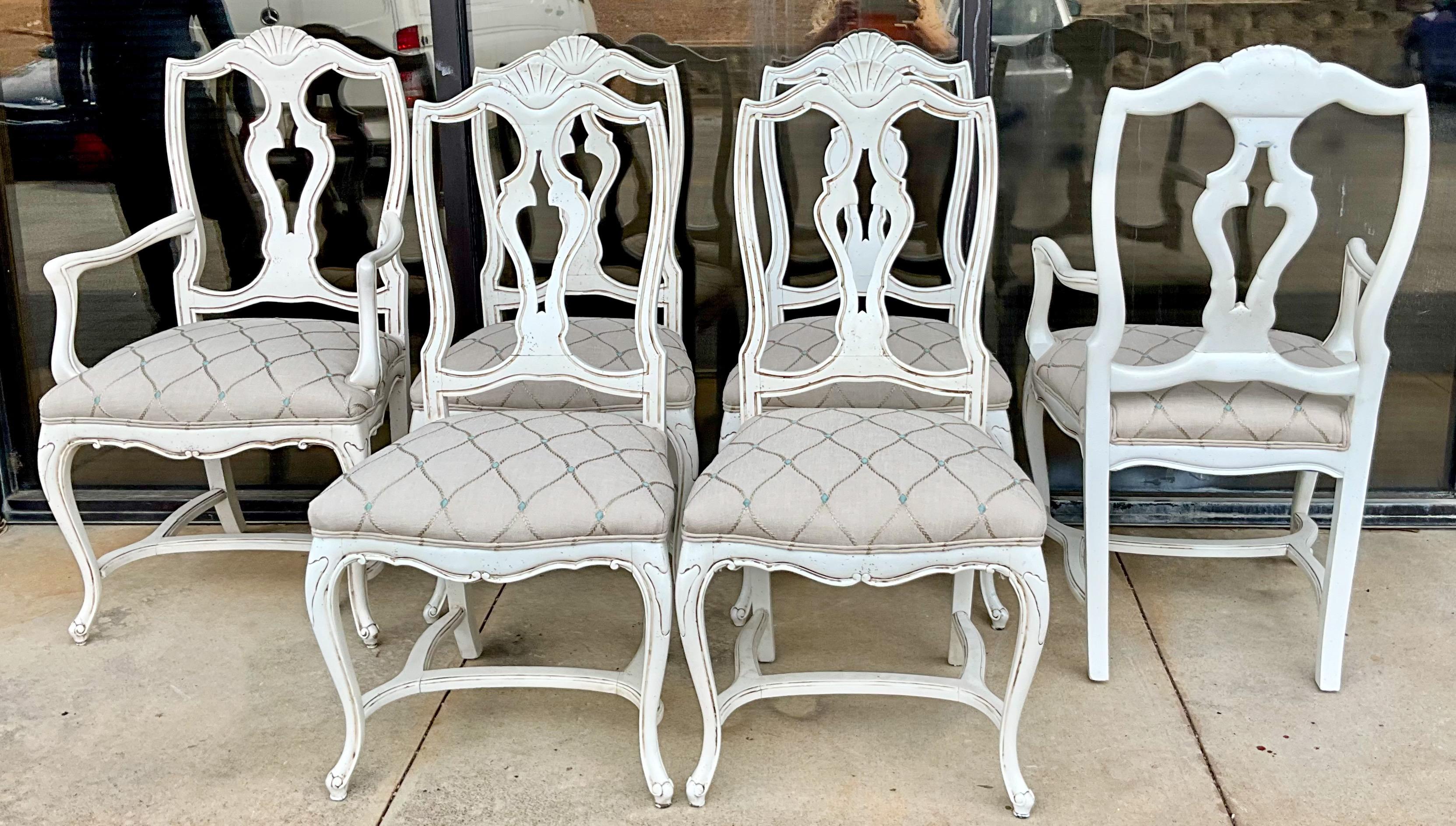 Mid-Century French Style Carved & Painted Dining Chairs Embroidered Linen - S/6 In Good Condition For Sale In Kennesaw, GA