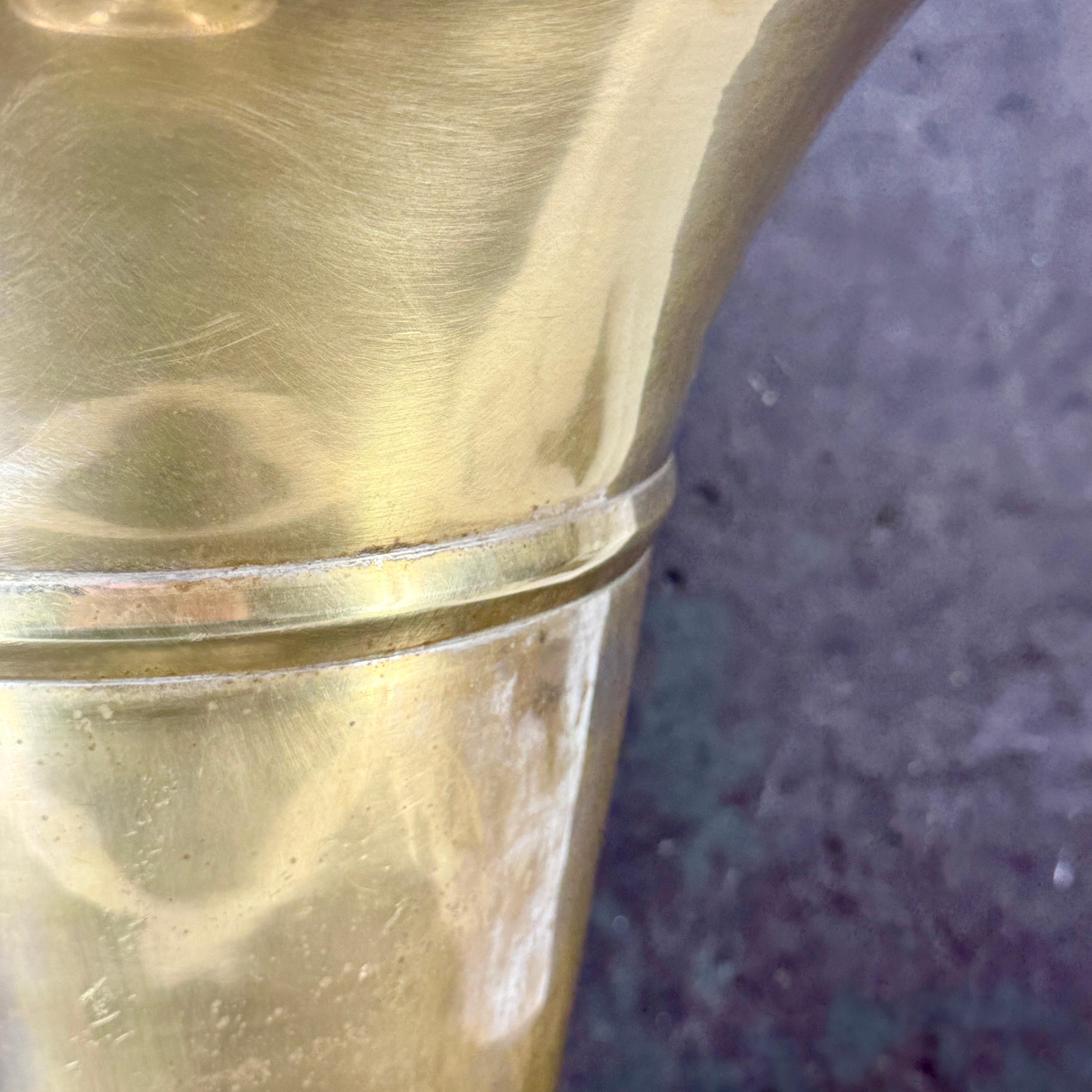 Porte-parapluies en métal de style français du milieu du siècle en vente 1