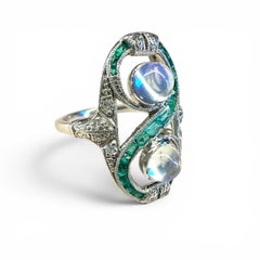 Anillo de Diamantes Esmeralda con Piedra Lunar de Estilo Francés de Mediados de Siglo en Oro Blanco de 18 K