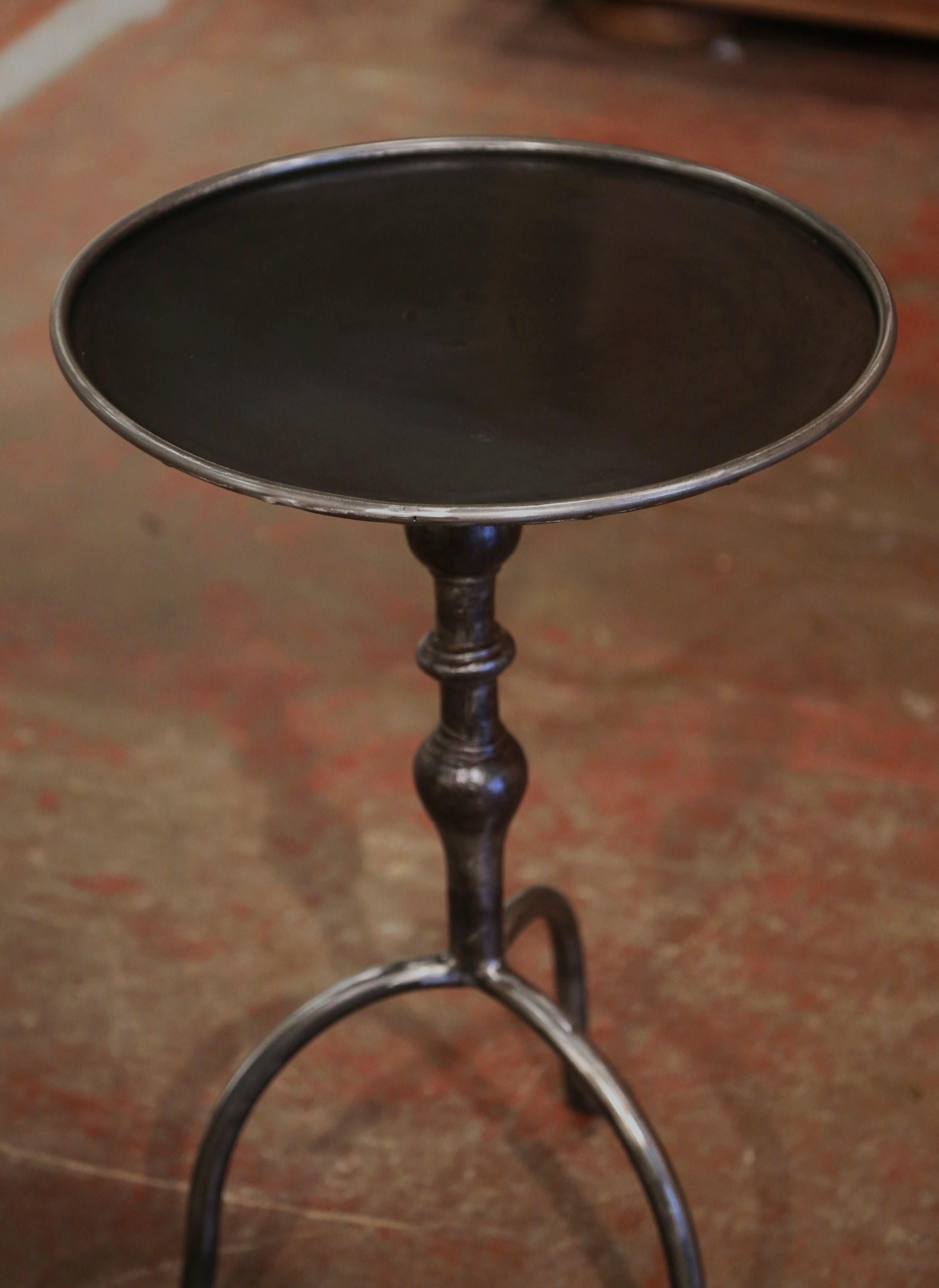 Mid-Century French Style Polished Iron Pedestal Martini Side Table In Excellent Condition In Dallas, TX