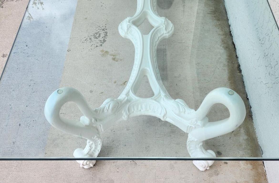 Table basse en bois de Swan du milieu du siècle dernier en vente 3