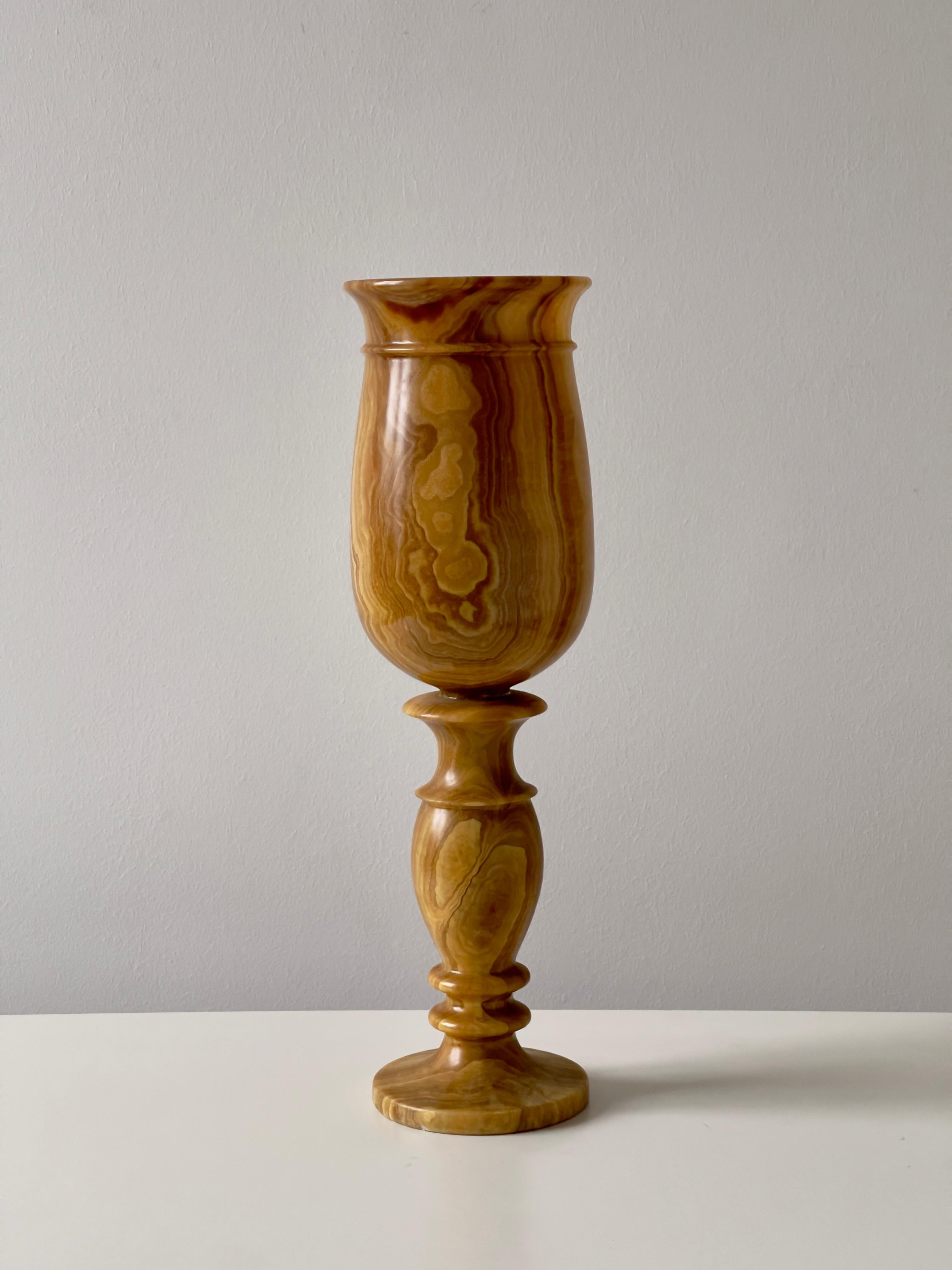 Art Nouveau French Table Lamp in Solid Carved Marble In Good Condition For Sale In København K, 84