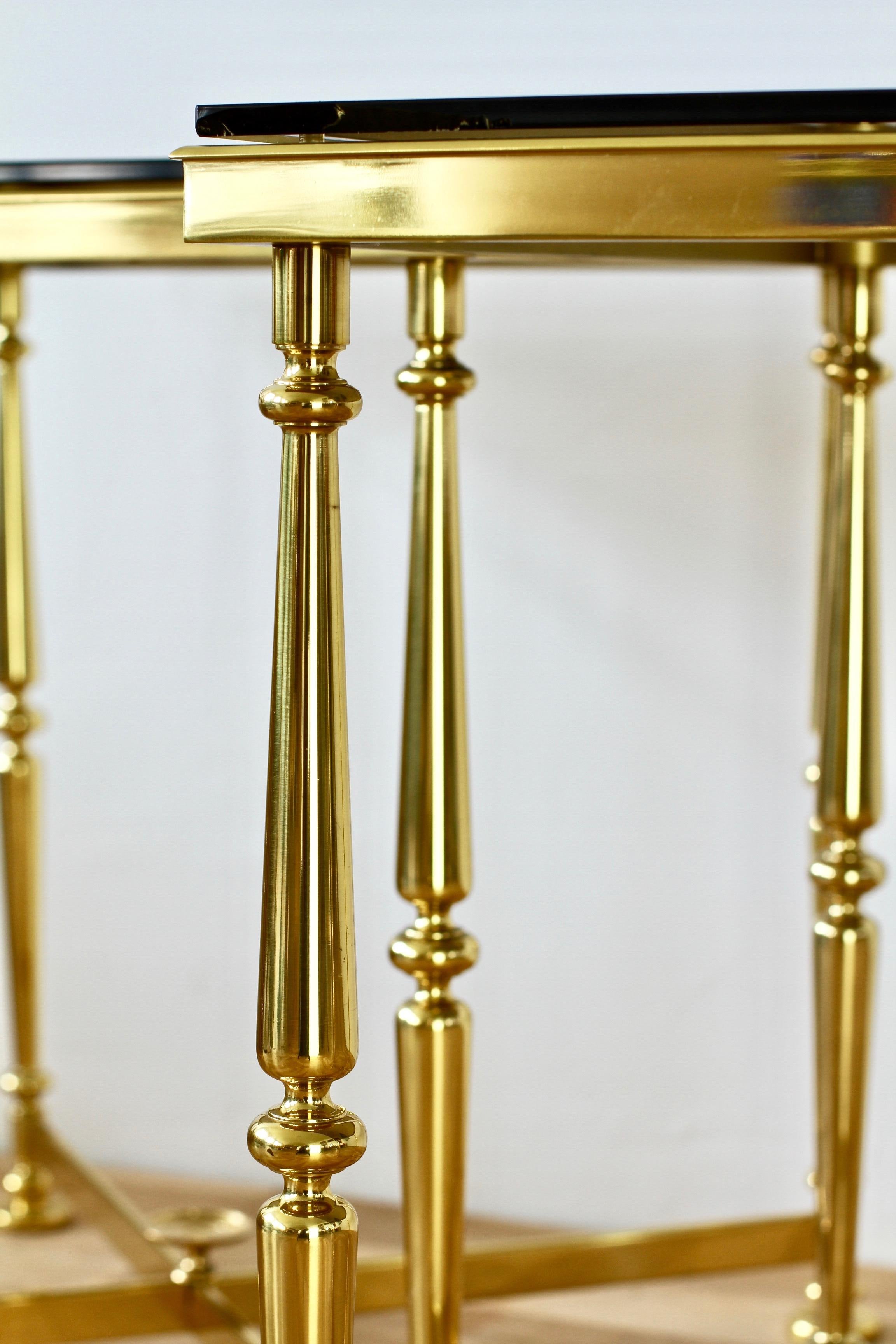 Midcentury French Vintage Pair of Solid Cast Brass Side/ End Tables, circa 1970s 5